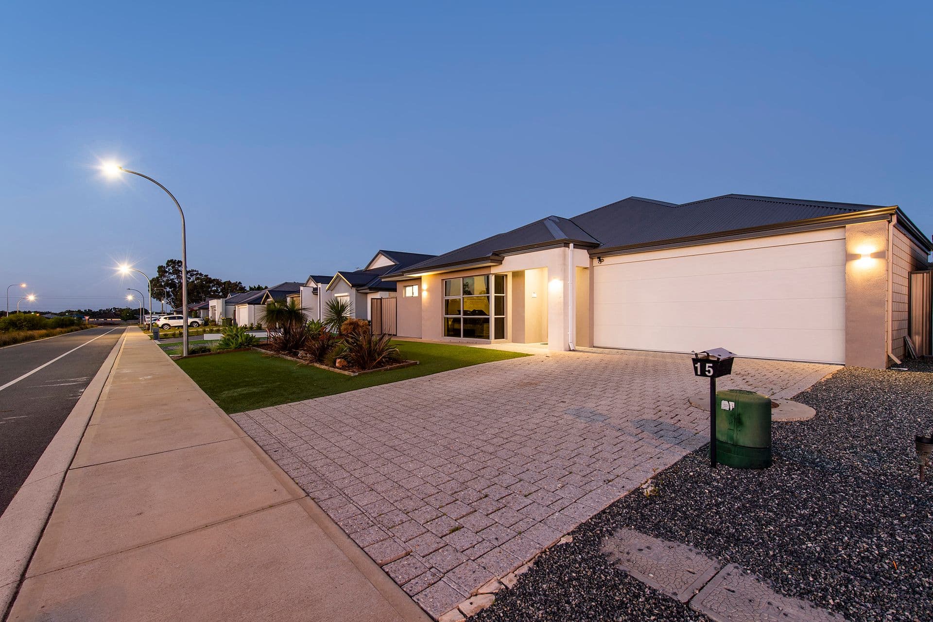 15 Sansimeon Boulevard, Byford, WA, 6122, Byford - Thumbnail 2
