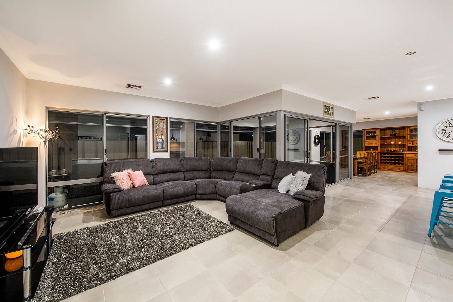 15 Sansimeon Boulevard, Byford, WA, 6122, Byford - Thumbnail 6