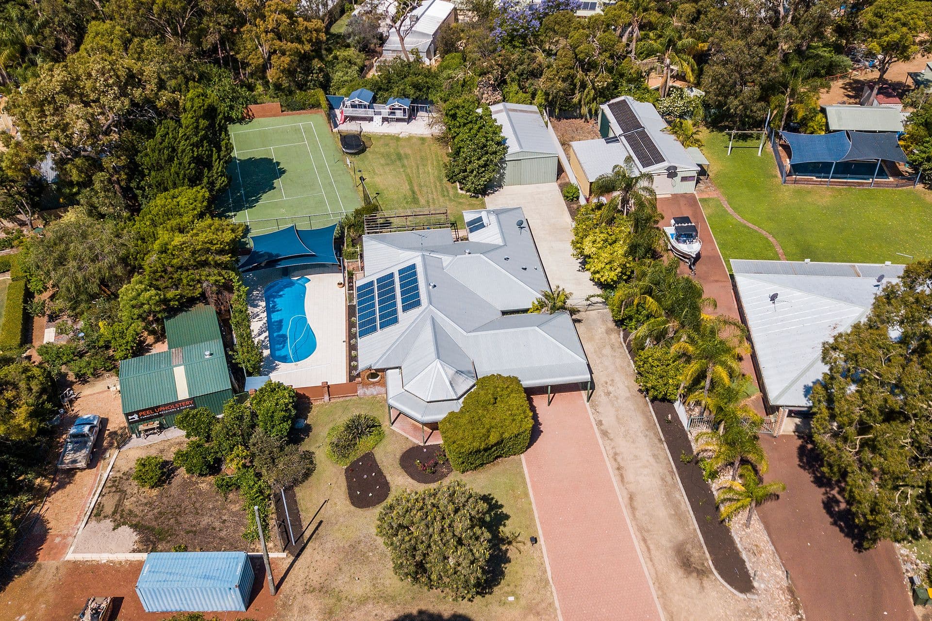 8 Exeter Place, Greenfields, WA, 6210, Greenfields - Thumbnail 2