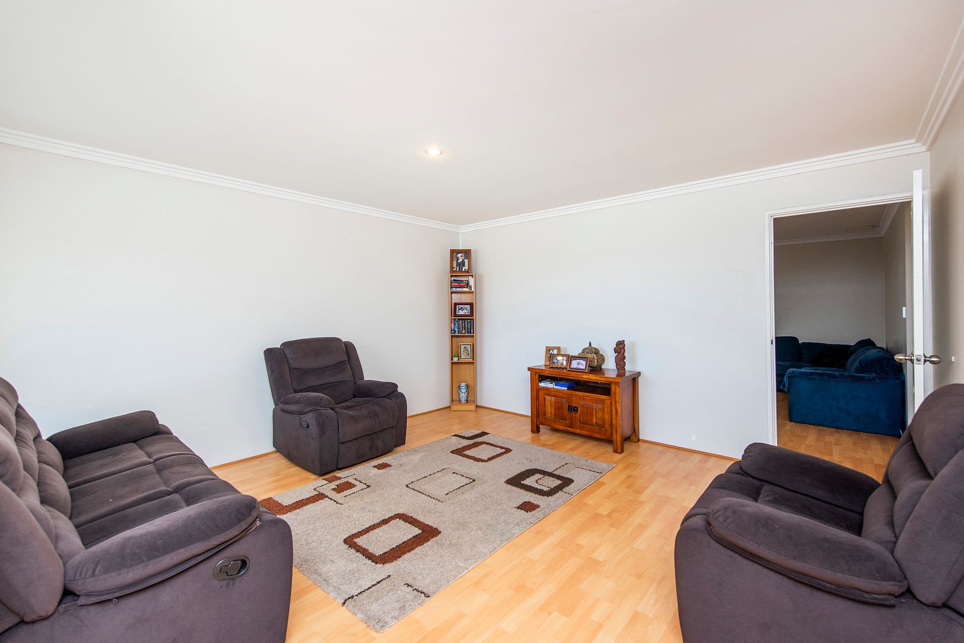 8 Quandong Parkway, Halls Head, WA, 6210, Halls Head - Thumbnail 4