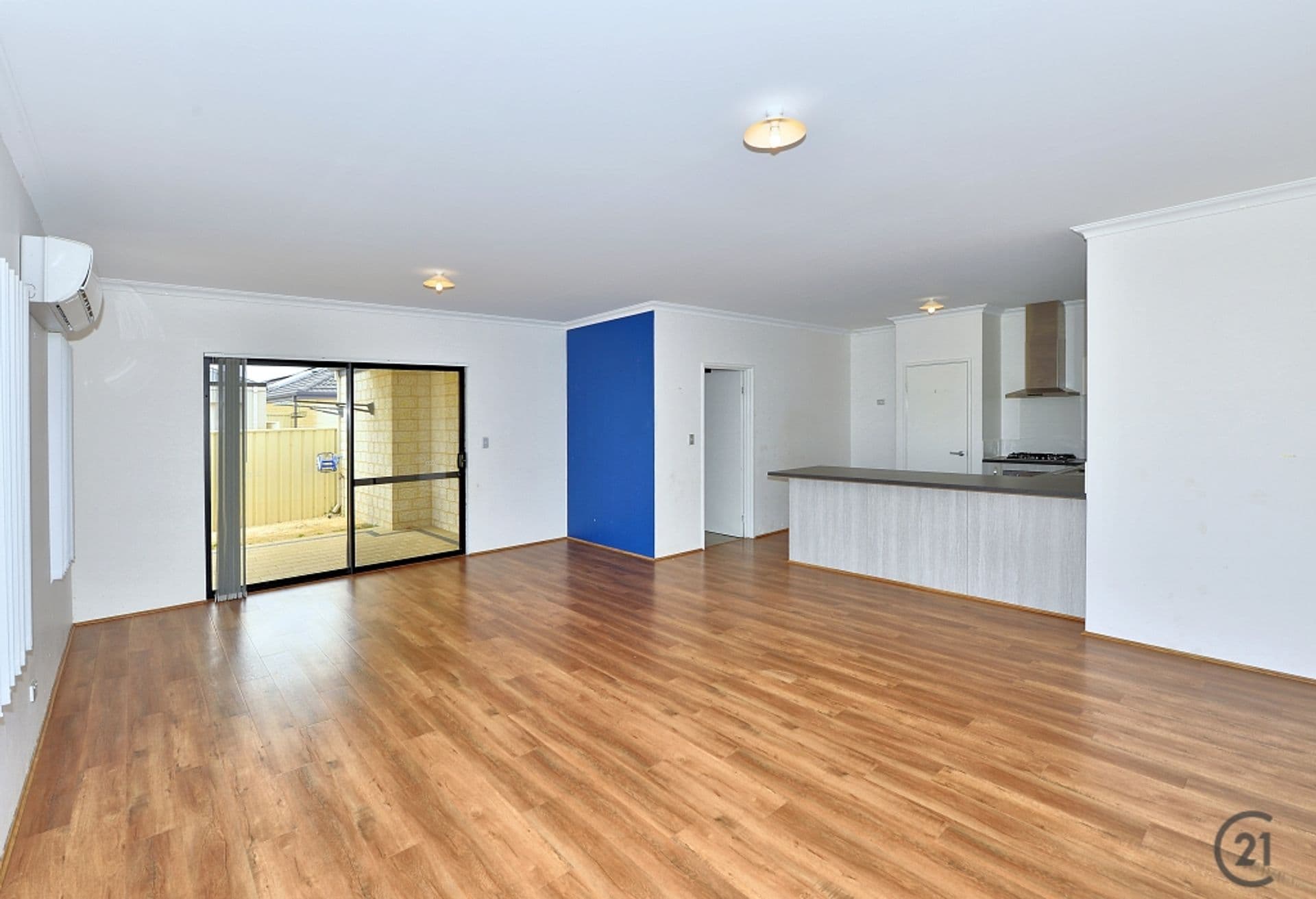 16 Salome Crescent, Lakelands, WA, 6180, Lakelands - Thumbnail 5