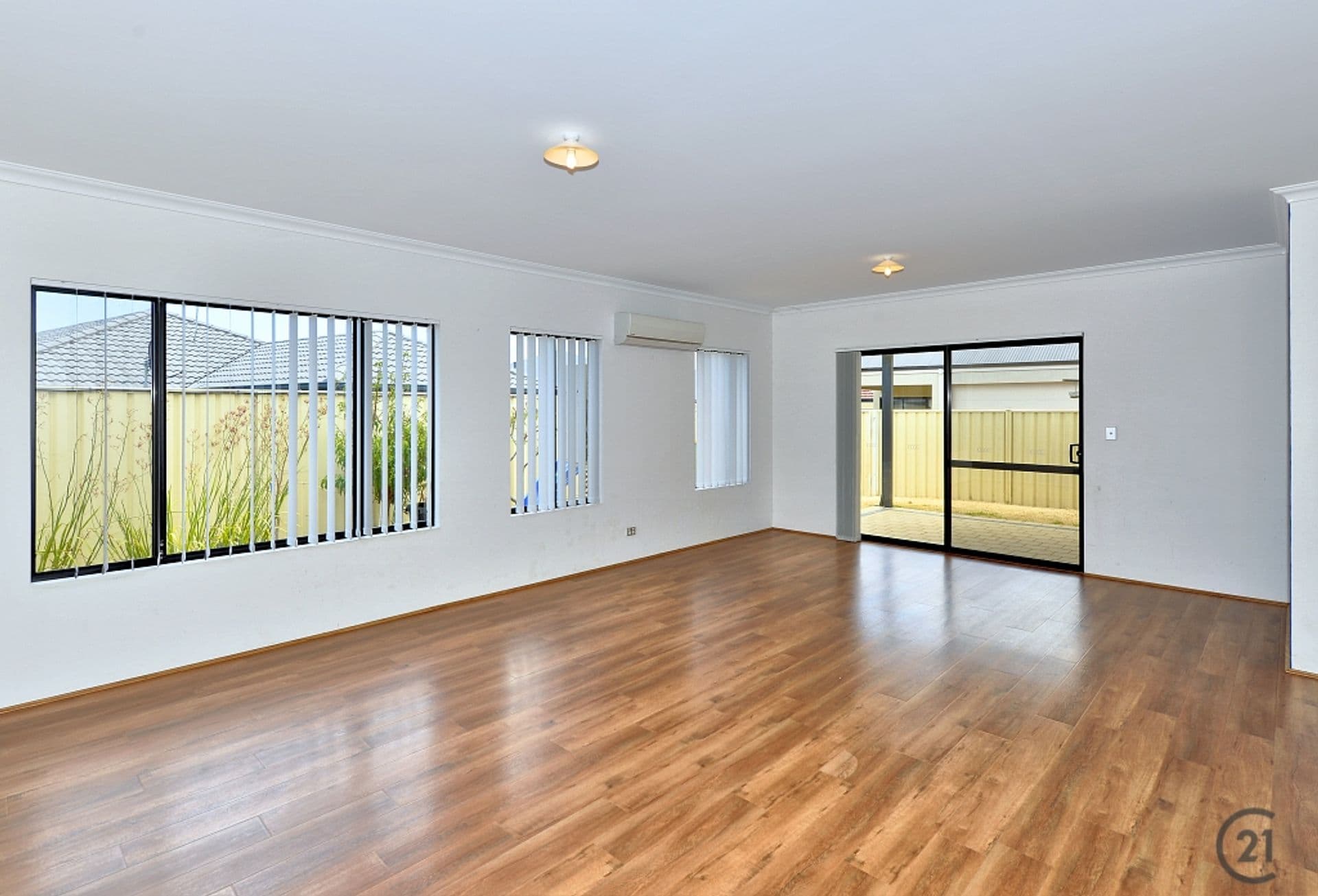 16 Salome Crescent, Lakelands, WA, 6180, Lakelands - Thumbnail 6