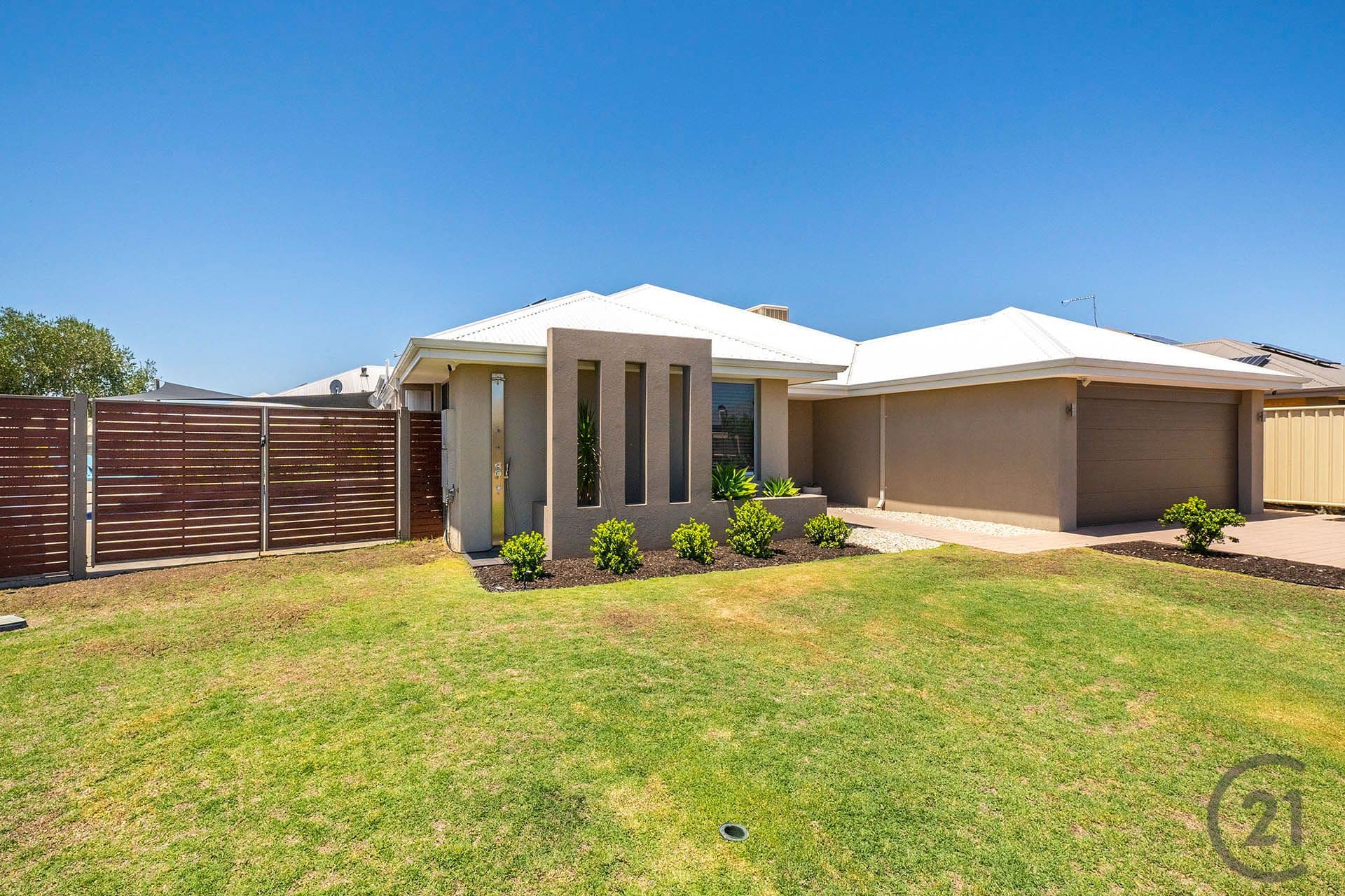 14 Dowerin Circuit, Lakelands, WA, 6180, Lakelands - Thumbnail 4