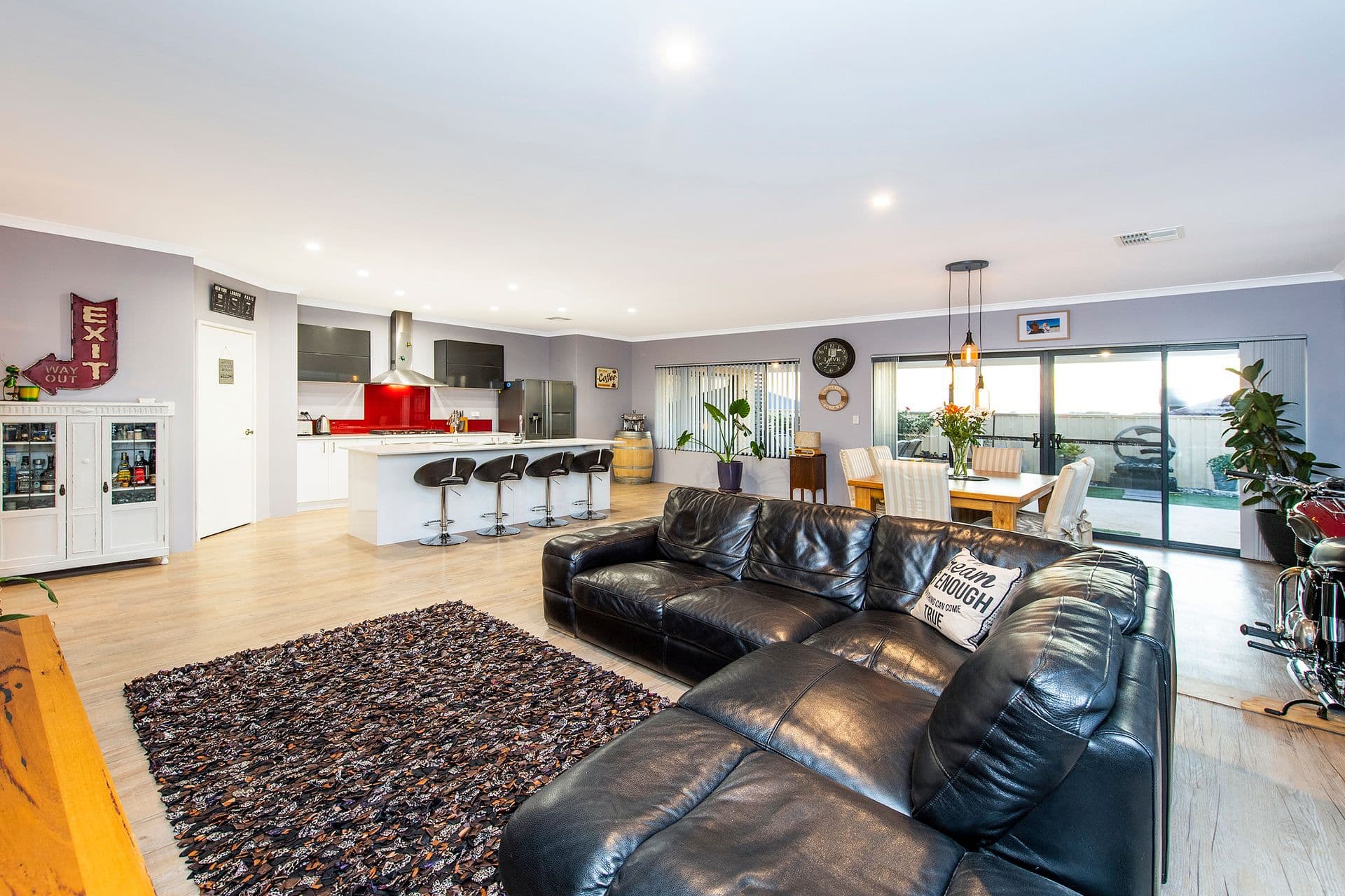 7 Dardanup Parkway, Dawesville, WA, 6211, Dawesville - Thumbnail 3