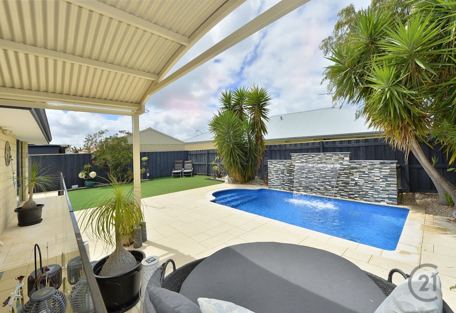 215 Peelwood Parade, Halls Head, WA, 6210, Halls Head - Thumbnail 4