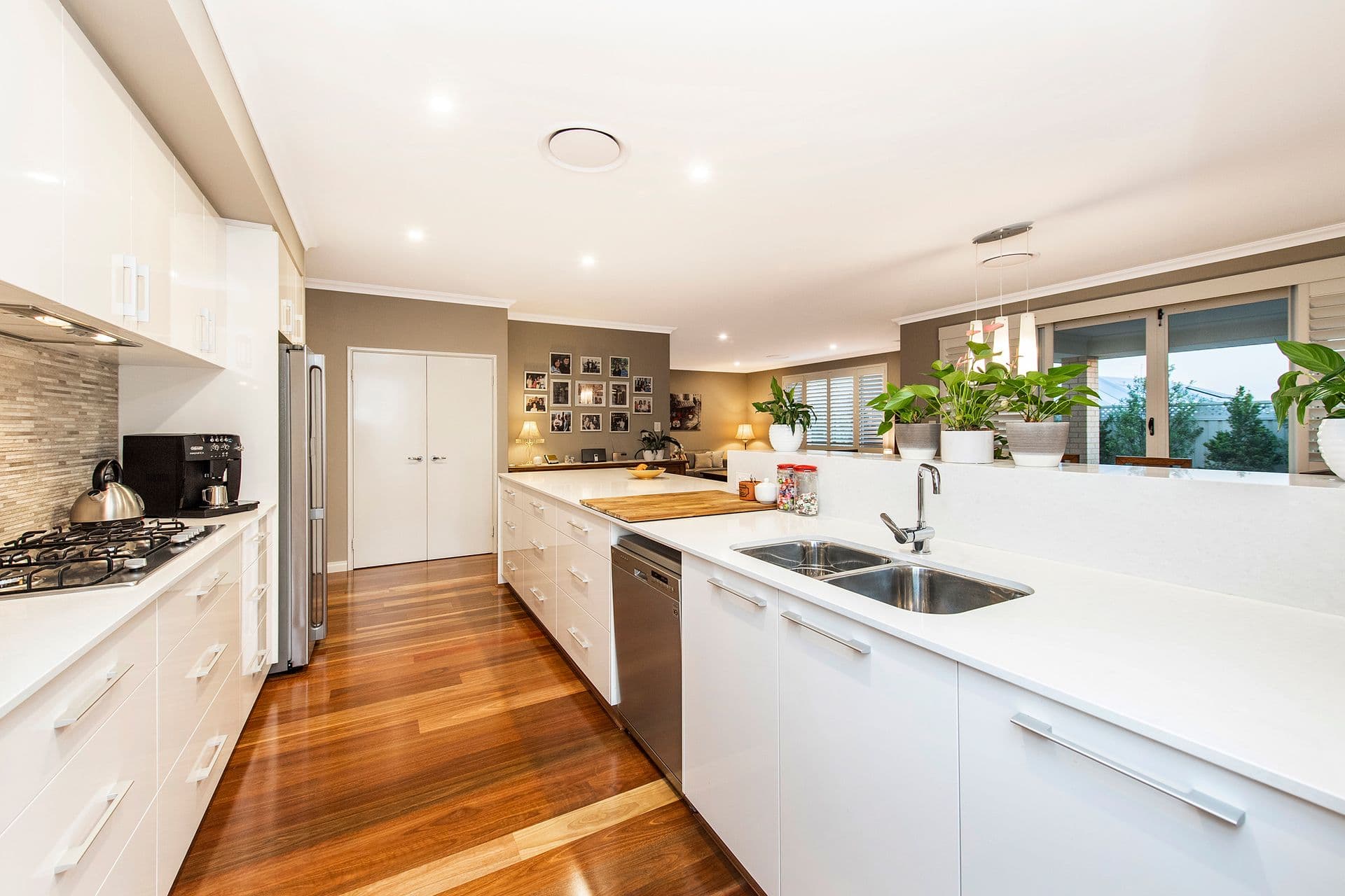 16 Hawley Way, Madora Bay, WA, 6210, Madora Bay - Thumbnail 8