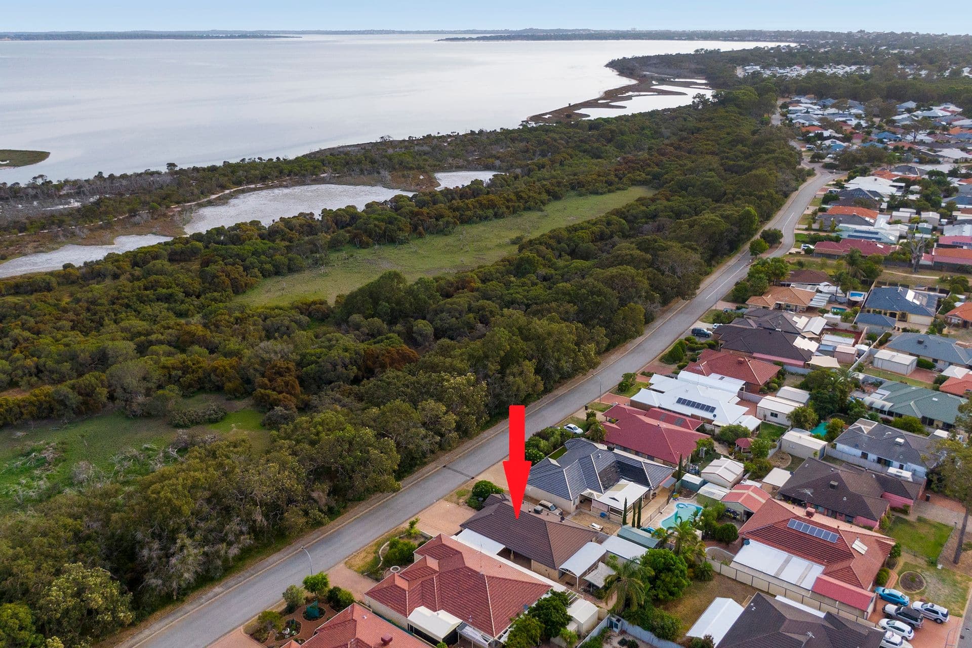 35 Willoughbridge Crescent, Erskine, WA, 6210, Erskine - Thumbnail 2