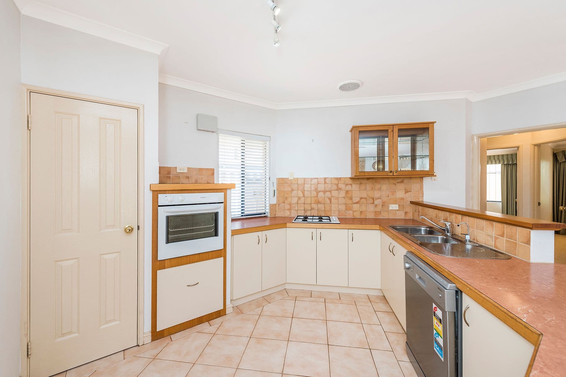 35 Willoughbridge Crescent, Erskine, WA, 6210, Erskine - Thumbnail 5