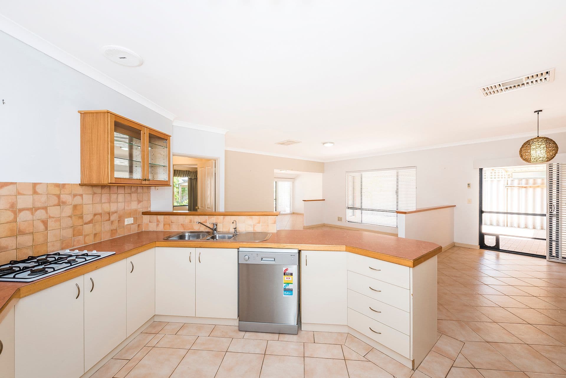 35 Willoughbridge Crescent, Erskine, WA, 6210, Erskine - Thumbnail 6