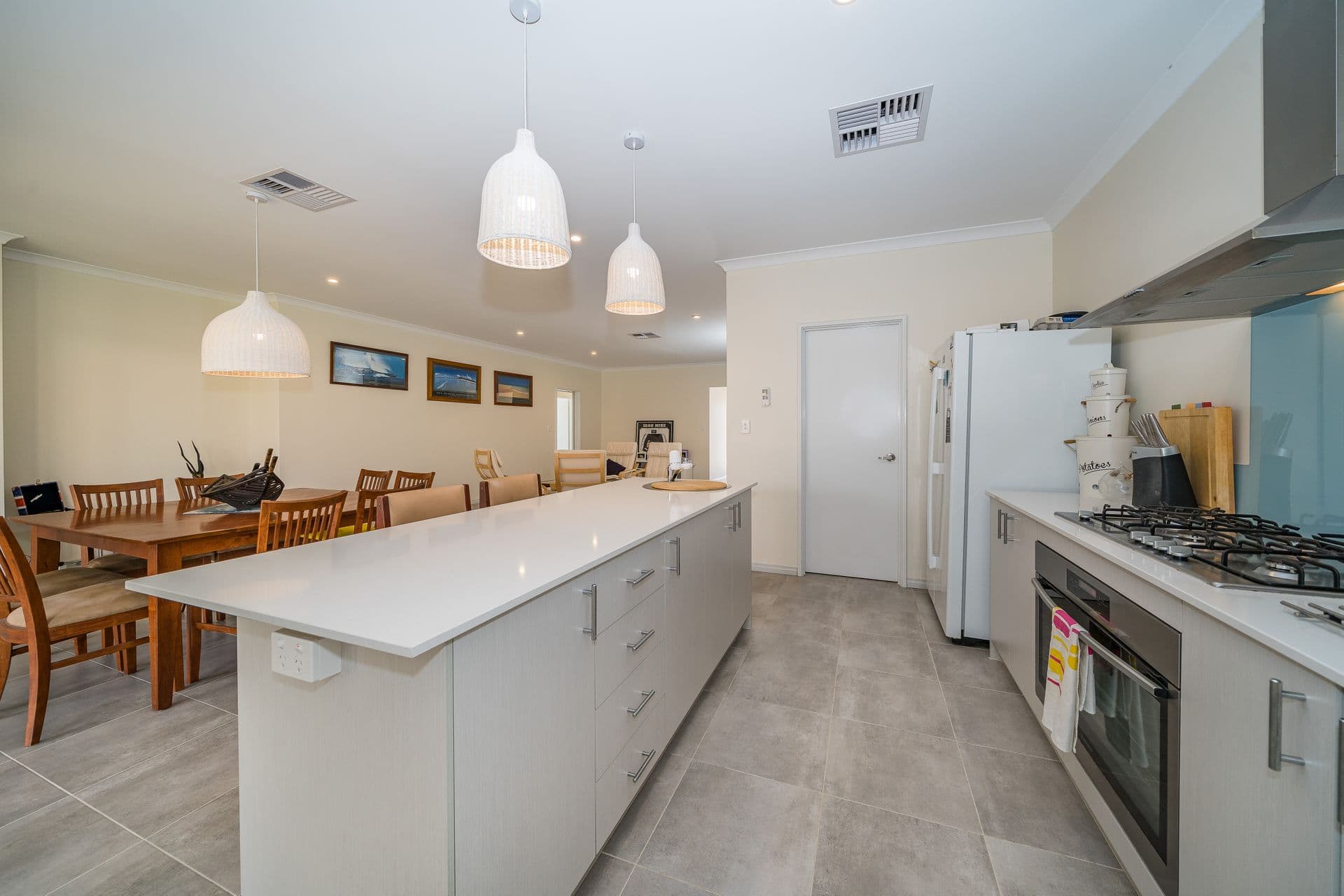 17 Cockatoo Way, Dawesville, WA, 6211, Dawesville - Thumbnail 6
