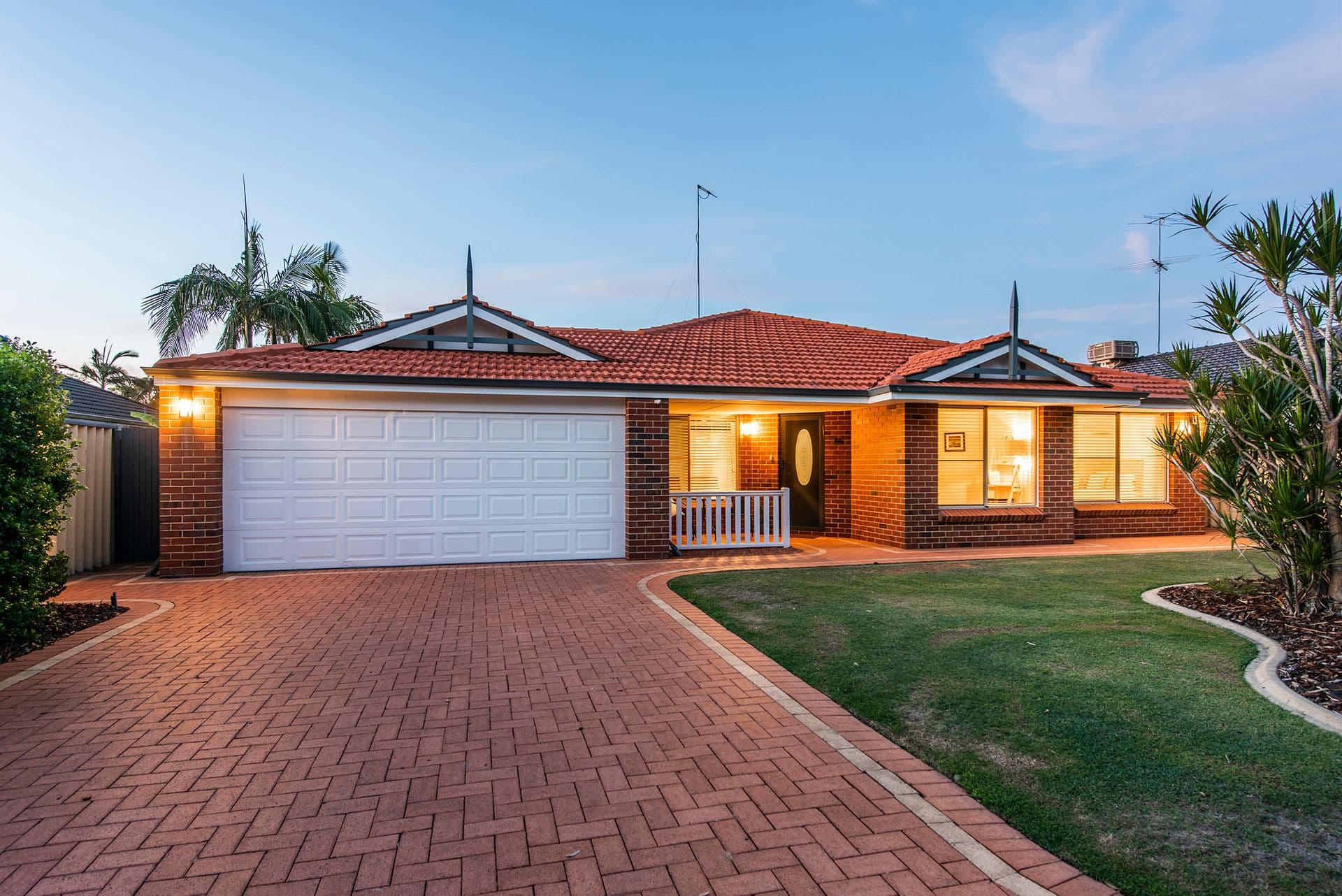 61 Willoughbridge Crescent, Erskine, WA, 6210, Erskine - Thumbnail 2