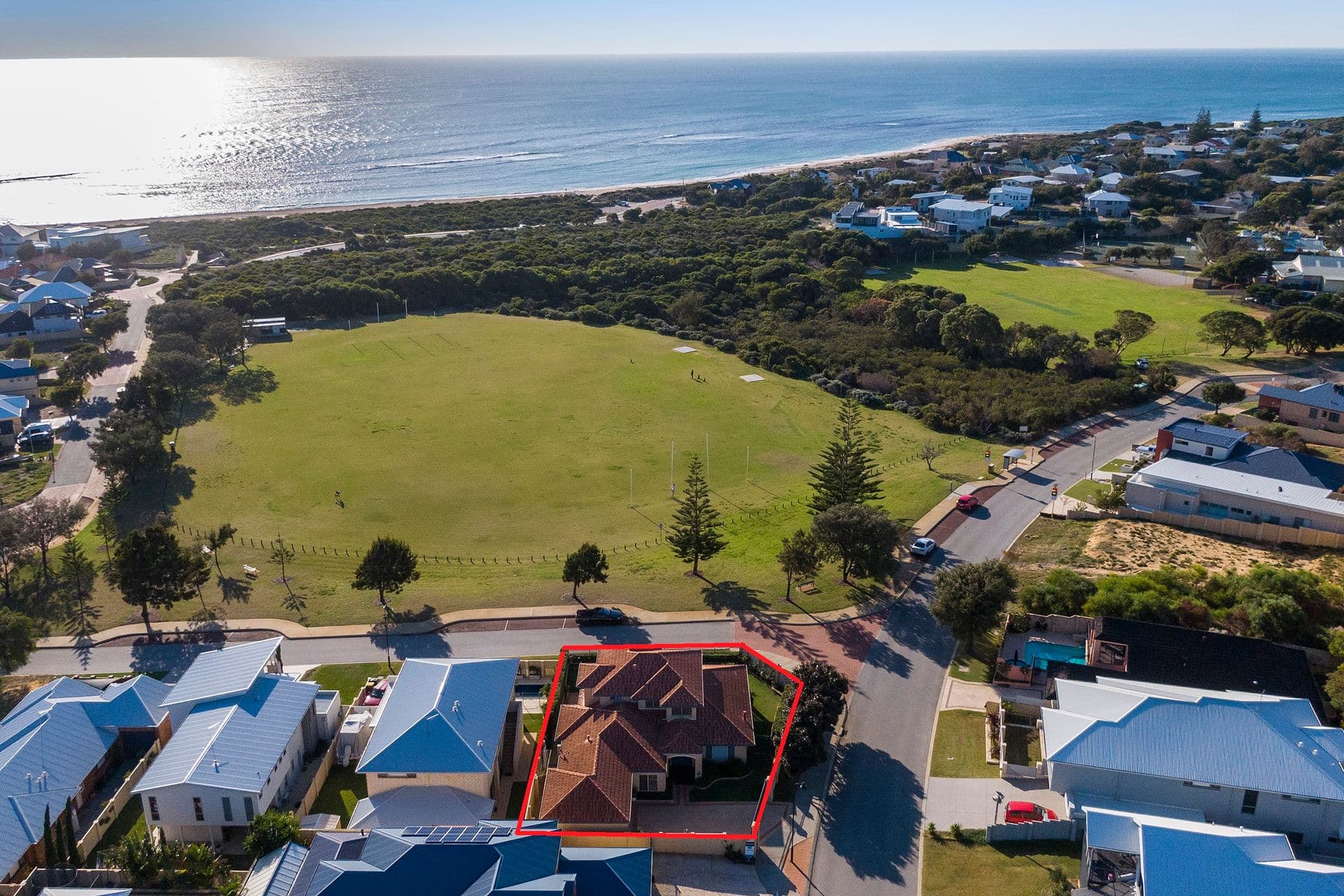 44 Beachview Court, Wannanup, WA, 6210, Wannanup - Thumbnail 2