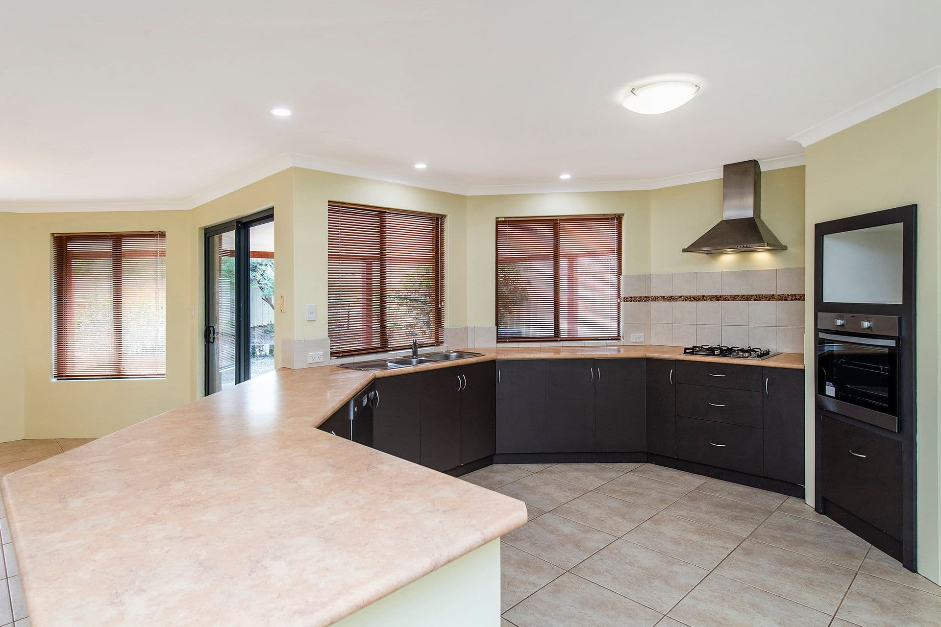 25 Columbus Street, Dudley Park, WA, 6210, Dudley Park - Thumbnail 4