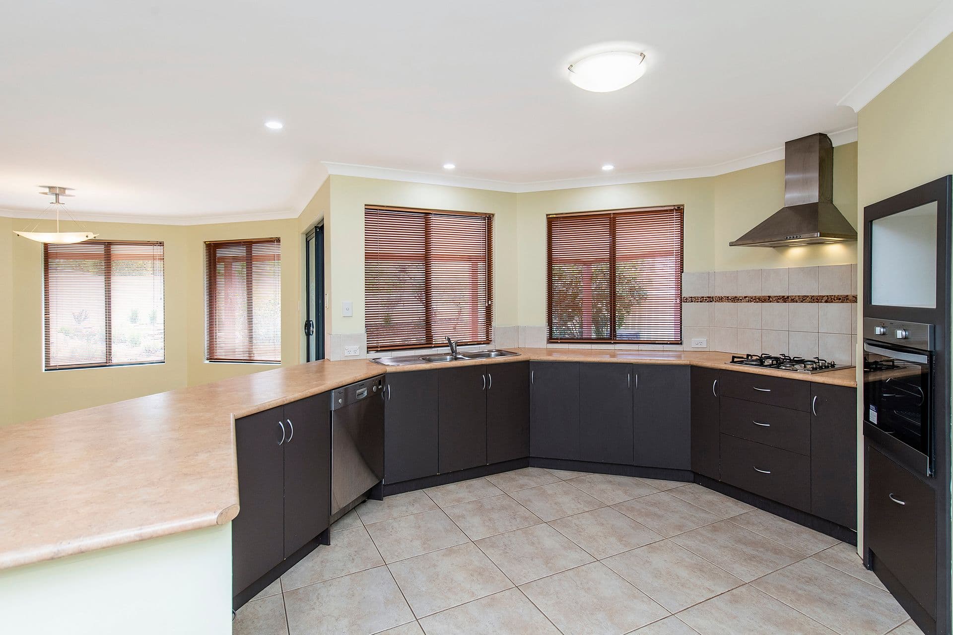 25 Columbus Street, Dudley Park, WA, 6210, Dudley Park - Thumbnail 5