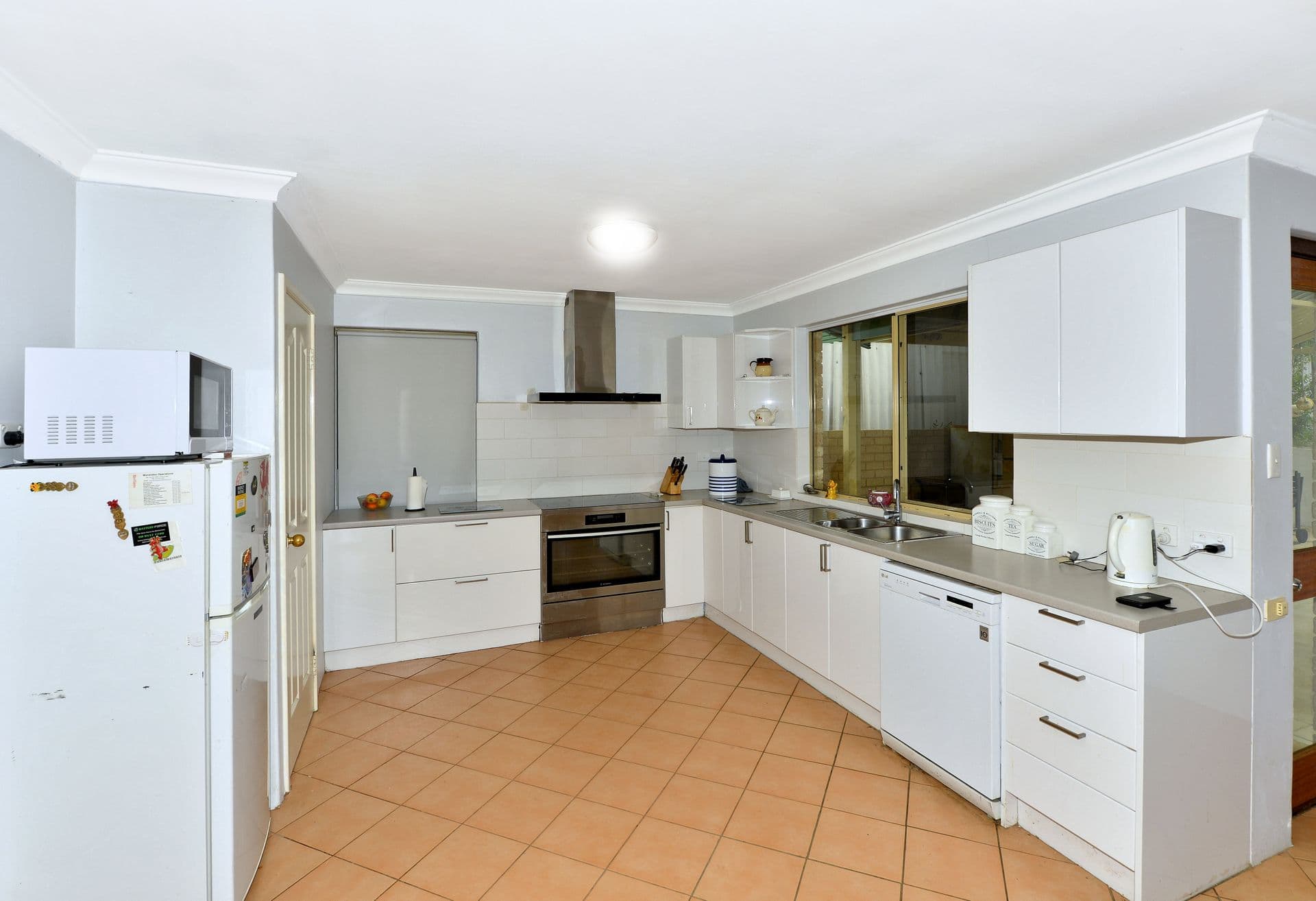 44 Vanessa Road, Falcon, WA, 6210, Falcon - Thumbnail 3