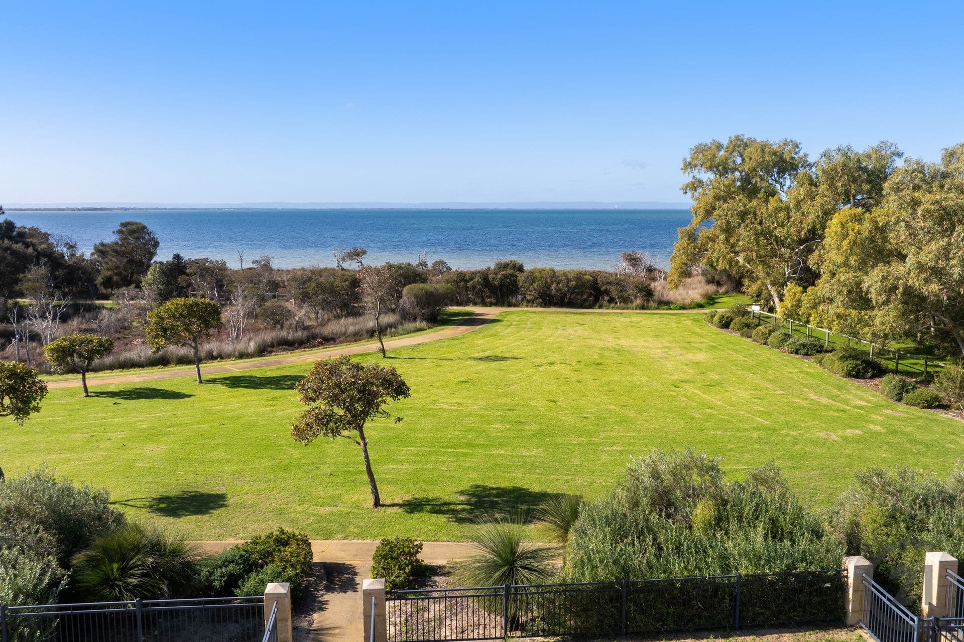 Lot 4/15 Merrin Court, Falcon, WA, 6210, Falcon - Thumbnail 4