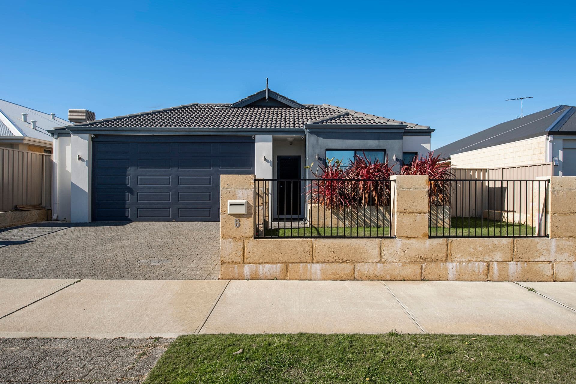 6 Aquamarine Parade, Karnup, WA, 6176, Karnup - Image 1