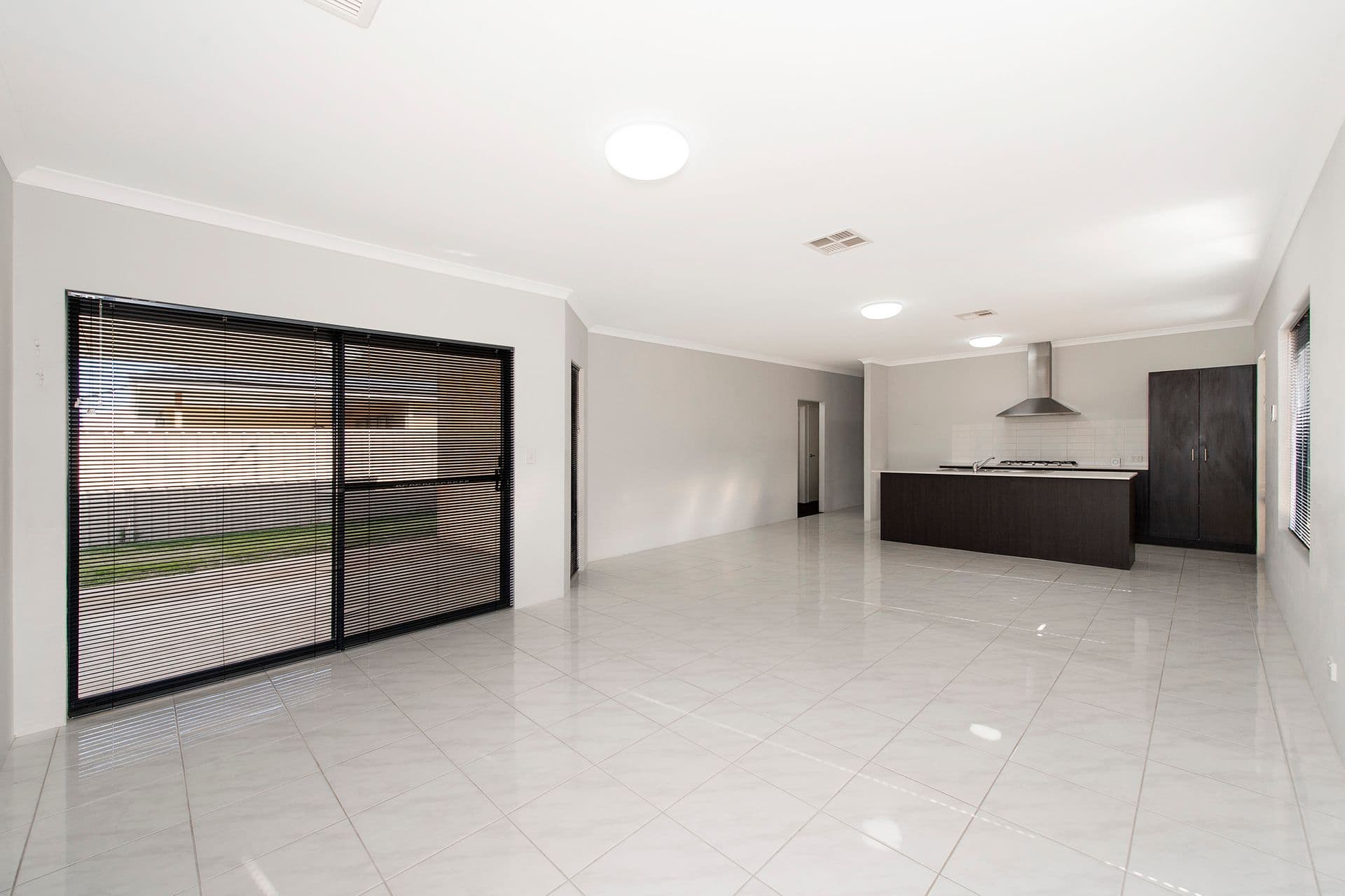6 Aquamarine Parade, Karnup, WA, 6176, Karnup - Thumbnail 5