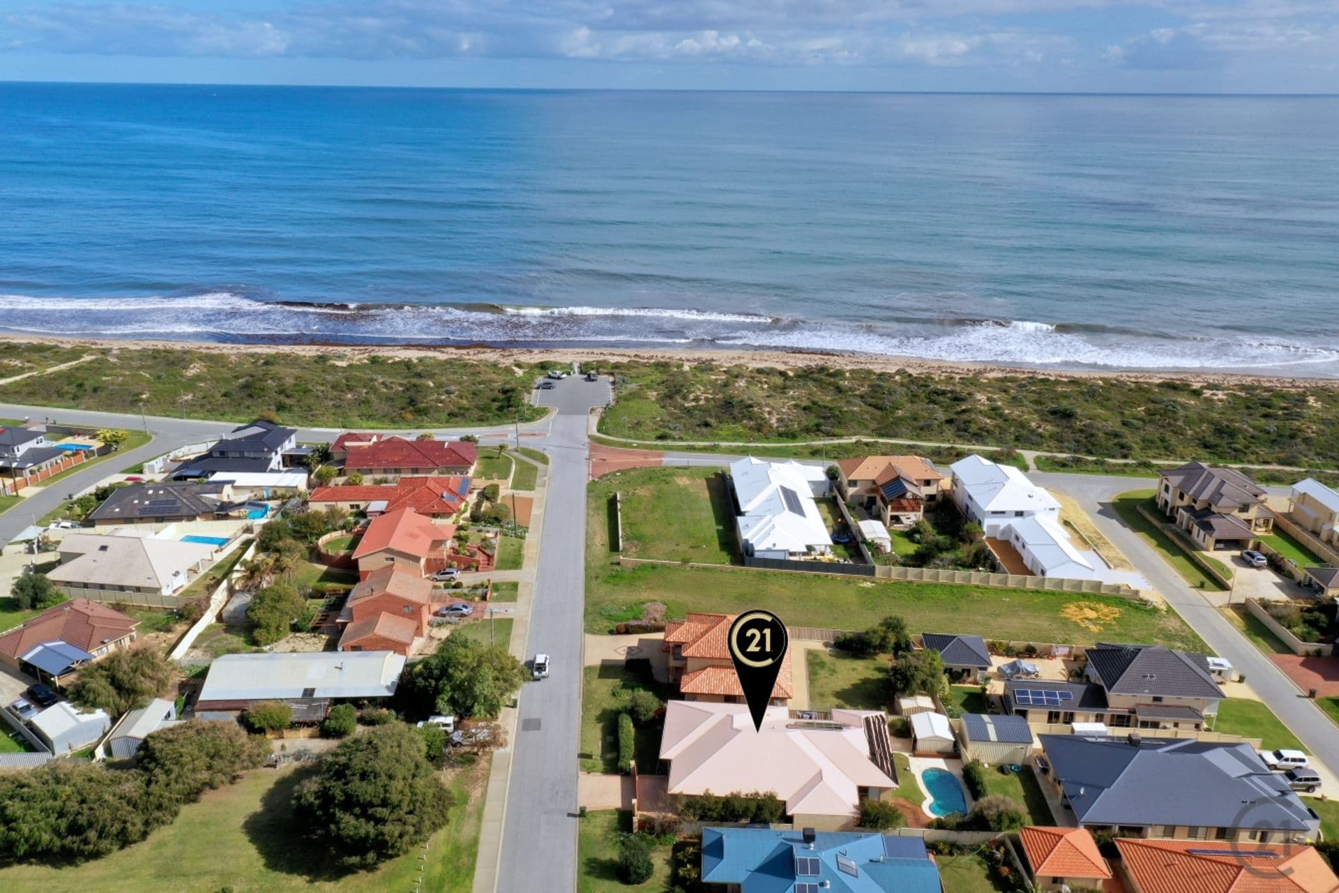 81 Karinga Road, Madora Bay, WA, 6210, Madora Bay - Thumbnail 2
