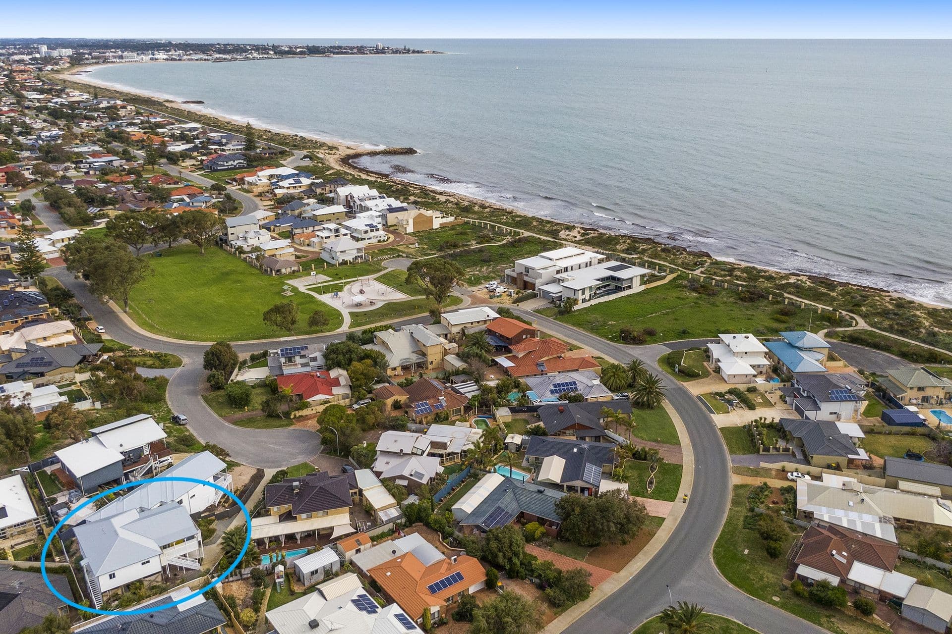 4B Haven Court, Silver Sands, WA, 6210, Silver Sands - Thumbnail 2