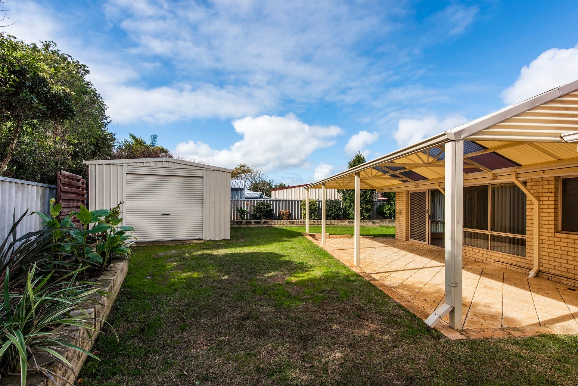 4 Sunderland Close, Greenfields, WA, 6210, Greenfields - Thumbnail 2