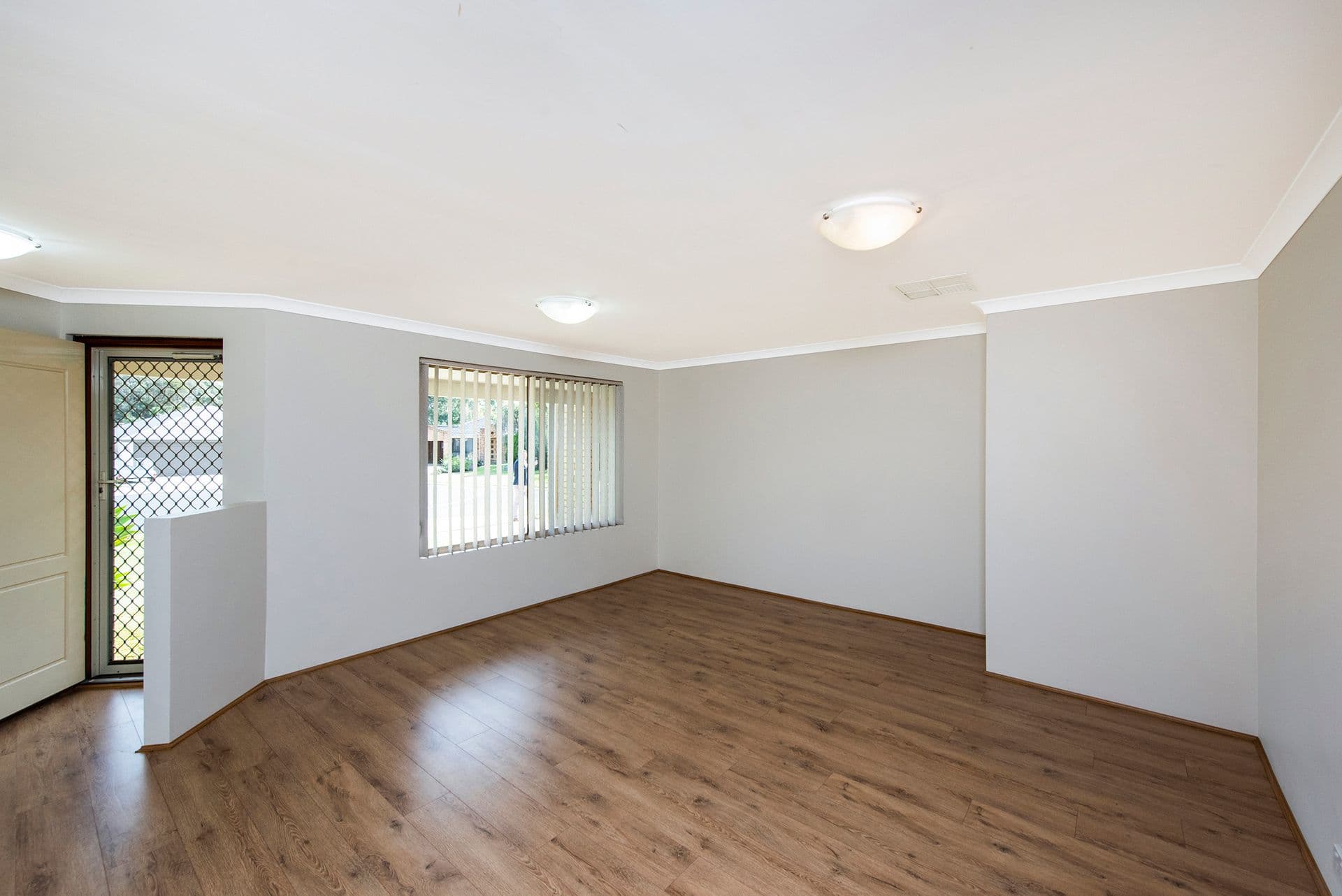 4 Sunderland Close, Greenfields, WA, 6210, Greenfields - Thumbnail 3