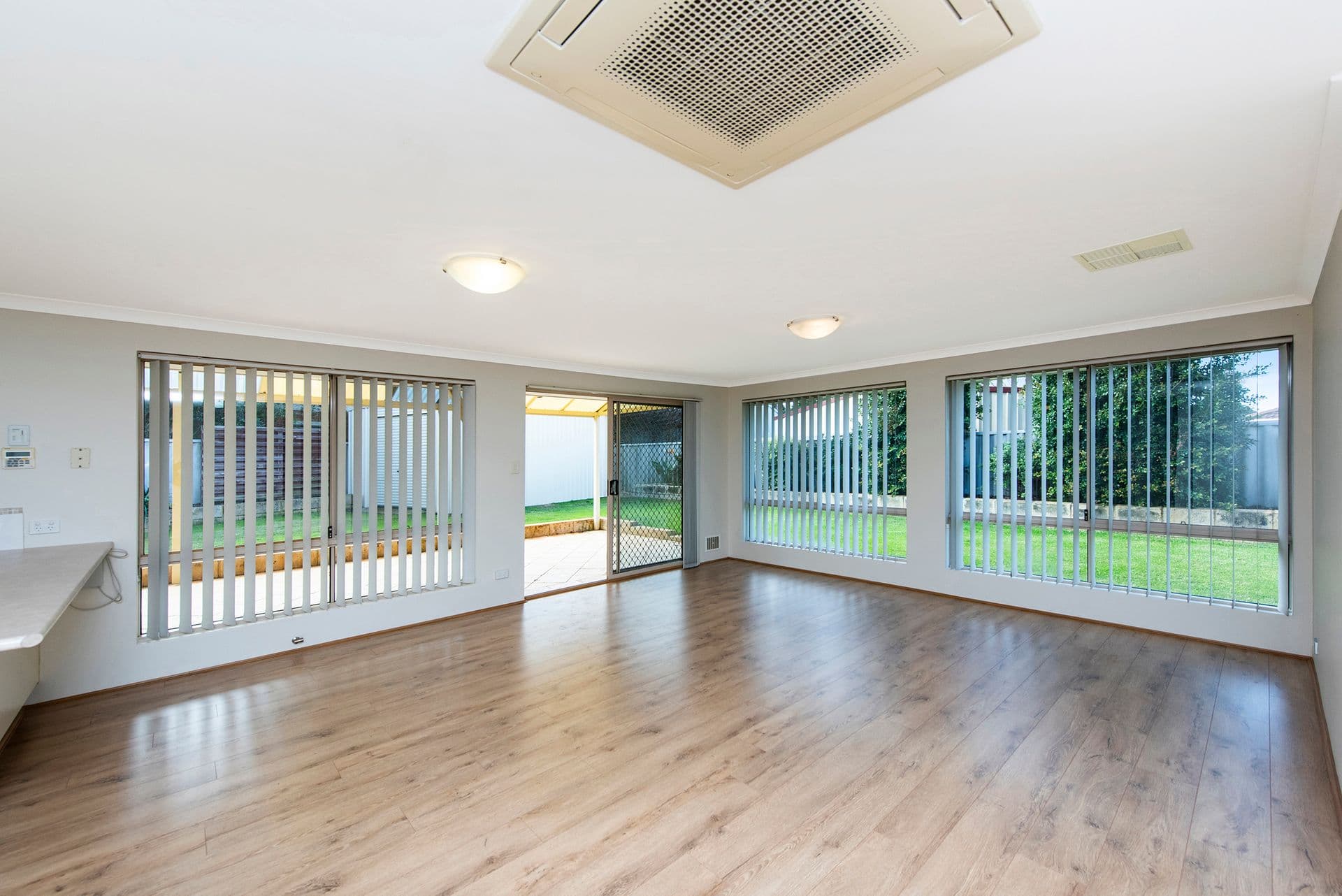 4 Sunderland Close, Greenfields, WA, 6210, Greenfields - Thumbnail 8