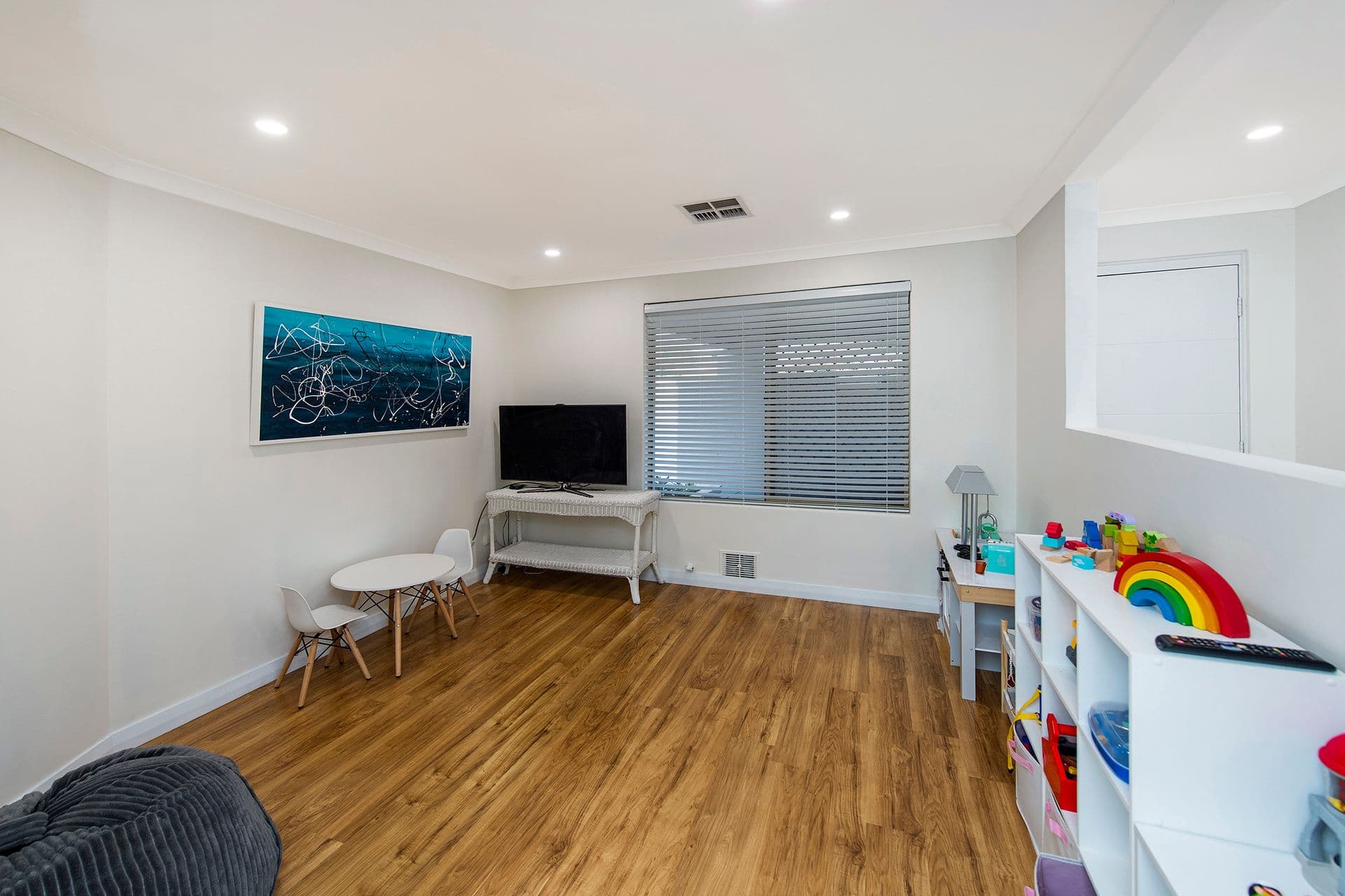 21 Tamarisk Drive, Halls Head, WA, 6210, Halls Head - Thumbnail 8