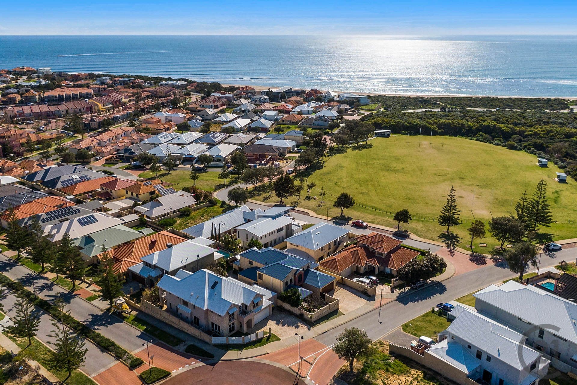 82 Baloo Crescent, Wannanup, WA, 6210, Wannanup - Thumbnail 2