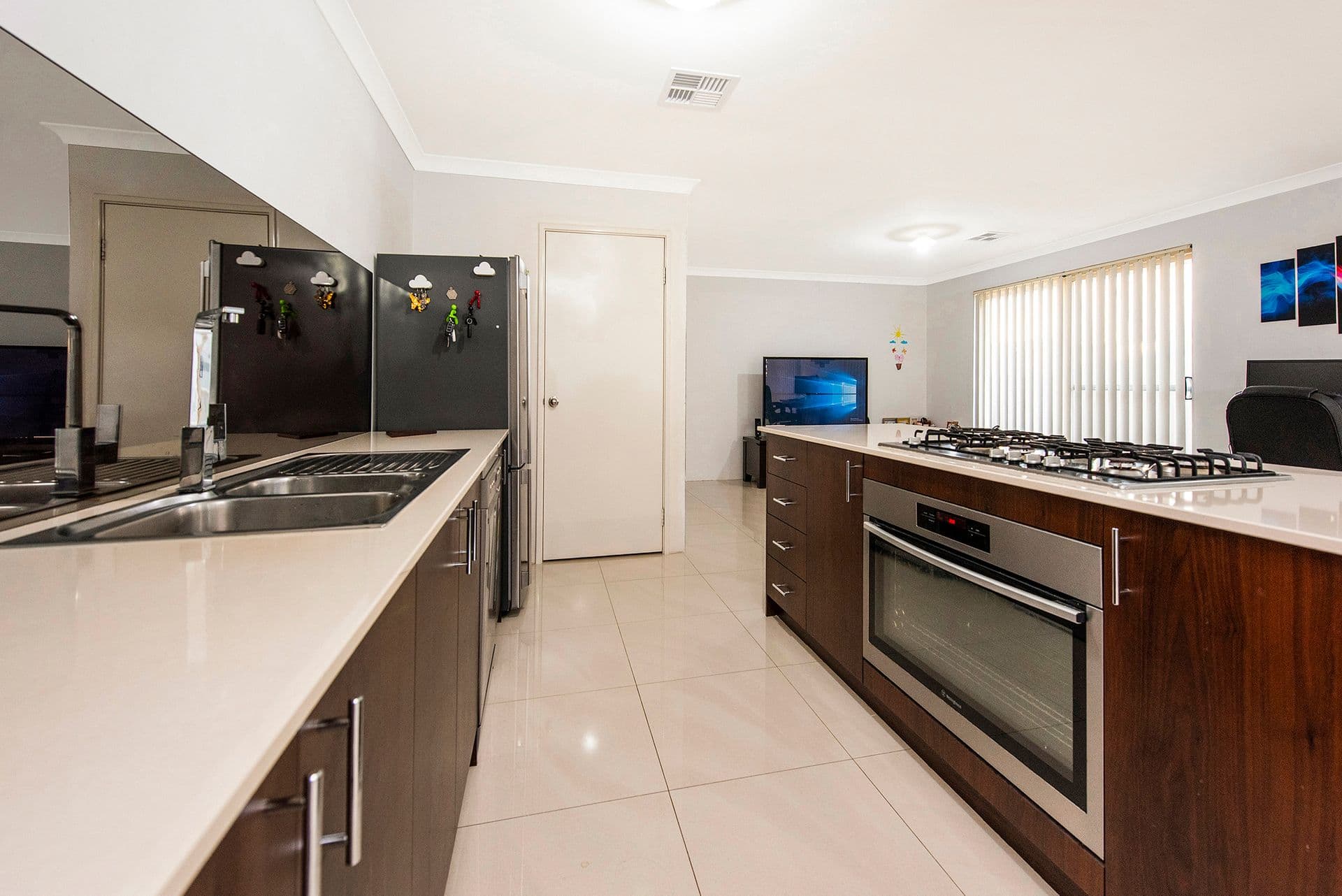 11 Aquamarine Parade, Karnup, WA, 6176, Karnup - Thumbnail 8