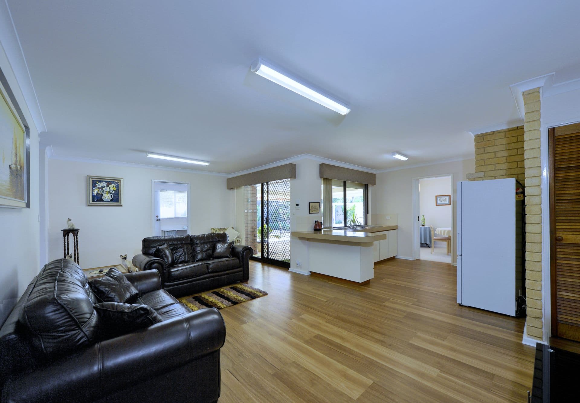 5 Agnew Place, Halls Head, WA, 6210, Halls Head - Thumbnail 2