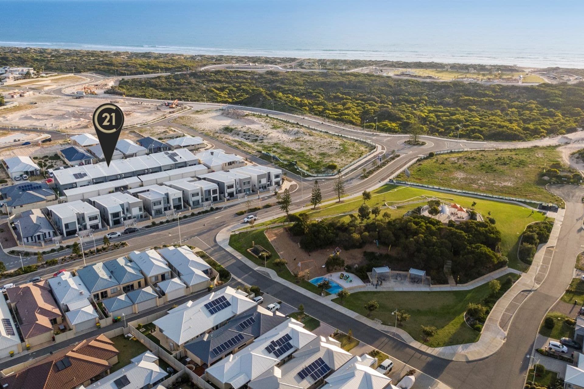 10 Ginrock Way, Golden Bay, WA, 6174, Golden Bay - Thumbnail 2