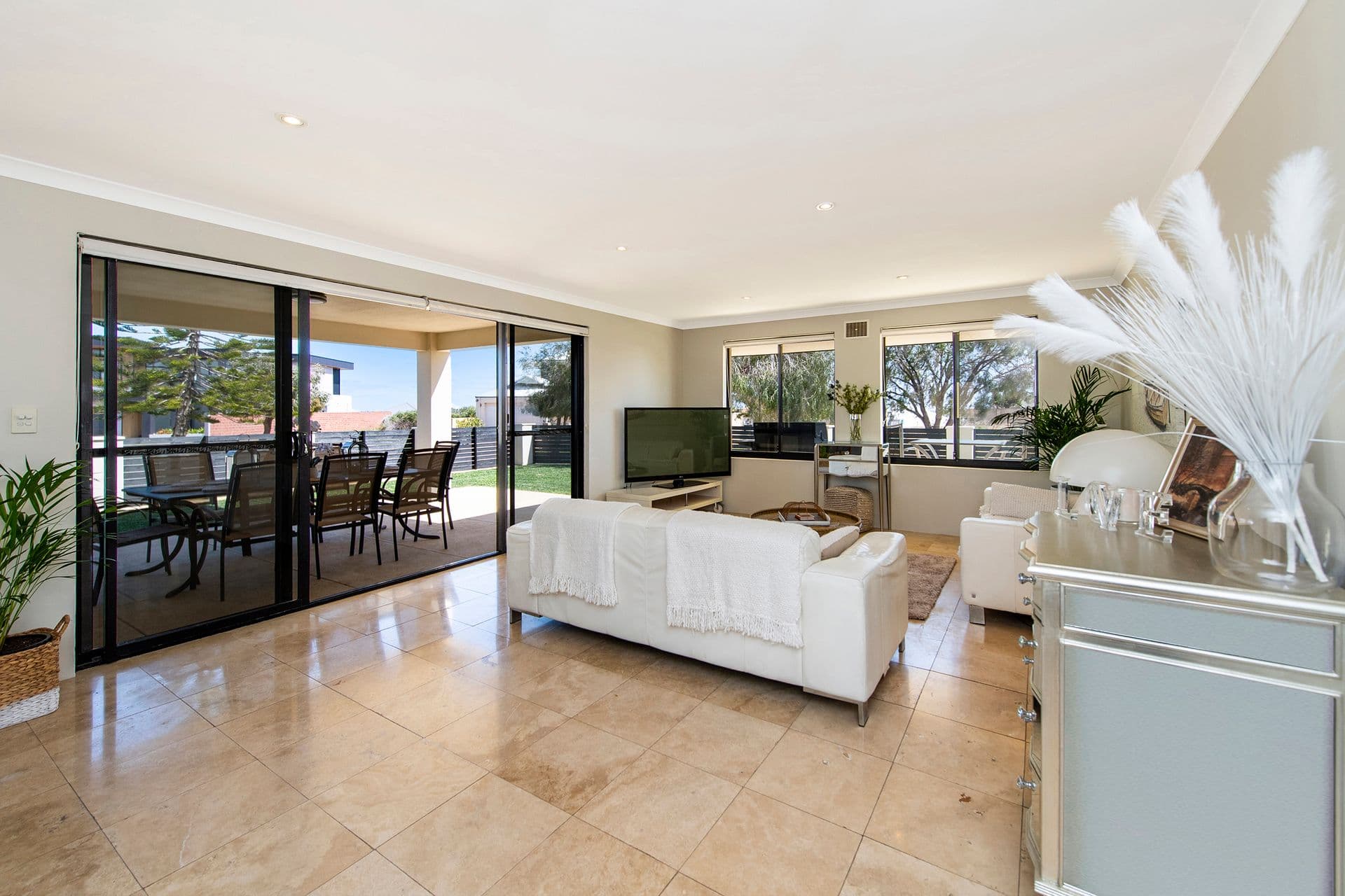13 Seaview Place, Wannanup, WA, 6210, Wannanup - Thumbnail 8