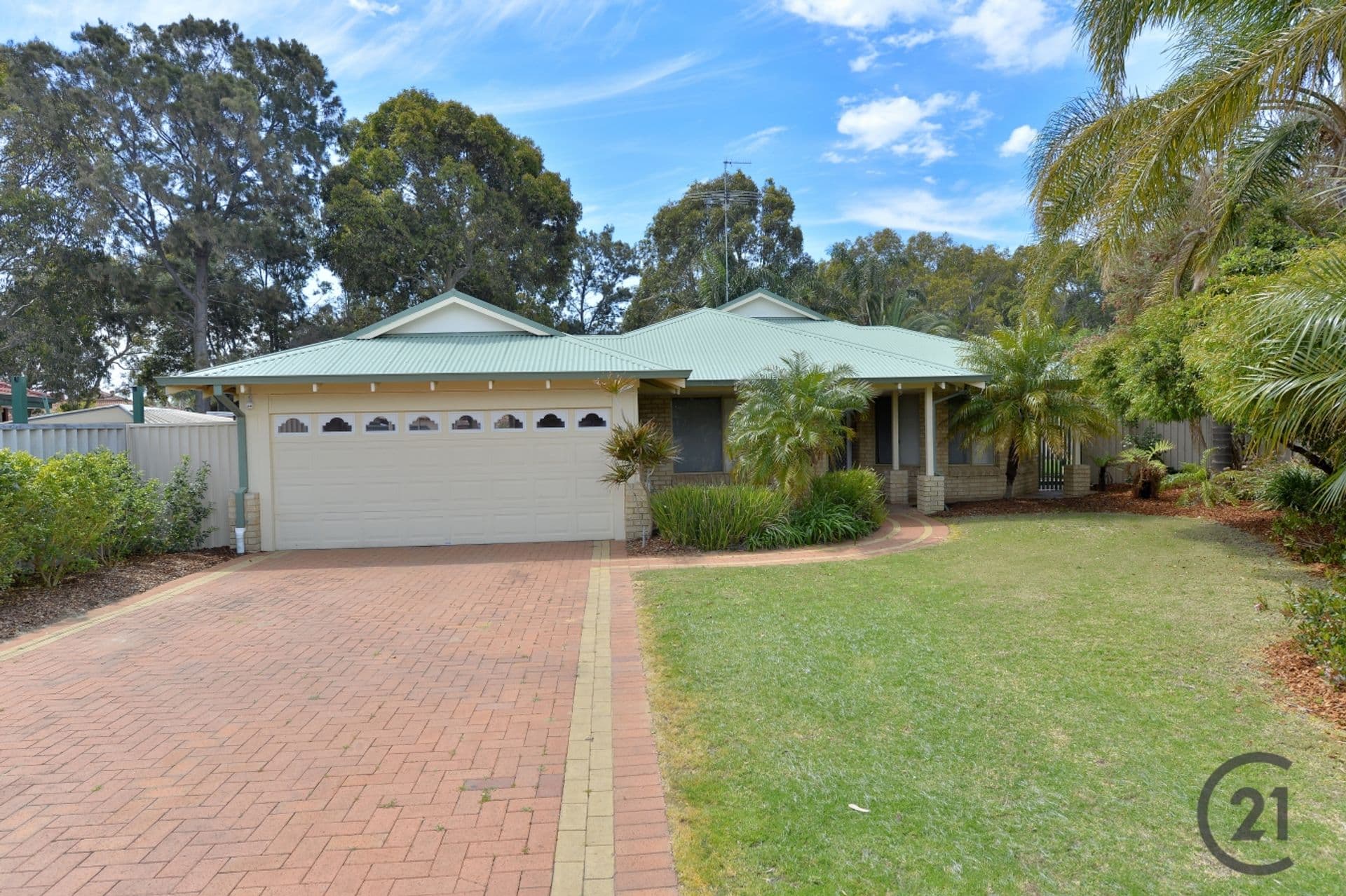 18 Crowthorn Cross, Erskine, WA, 6210, Erskine - Image 1