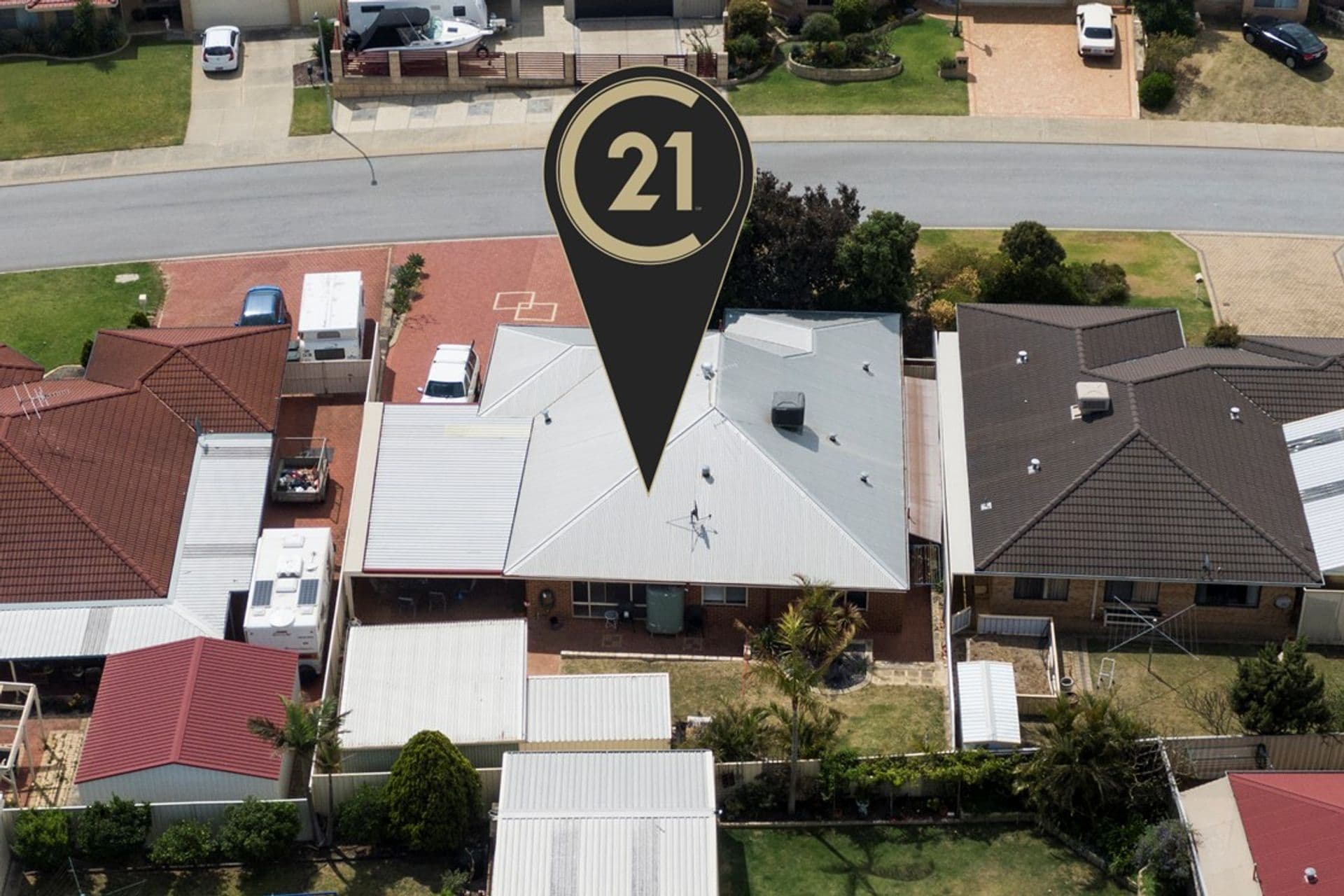 36 Floribunda Avenue, Halls Head, WA, 6210, Halls Head - Thumbnail 2