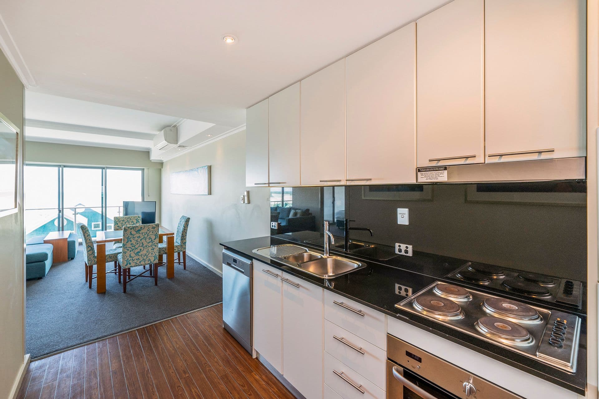 208/16 Dolphin Drive, Mandurah, WA, 6210, Mandurah - Thumbnail 6