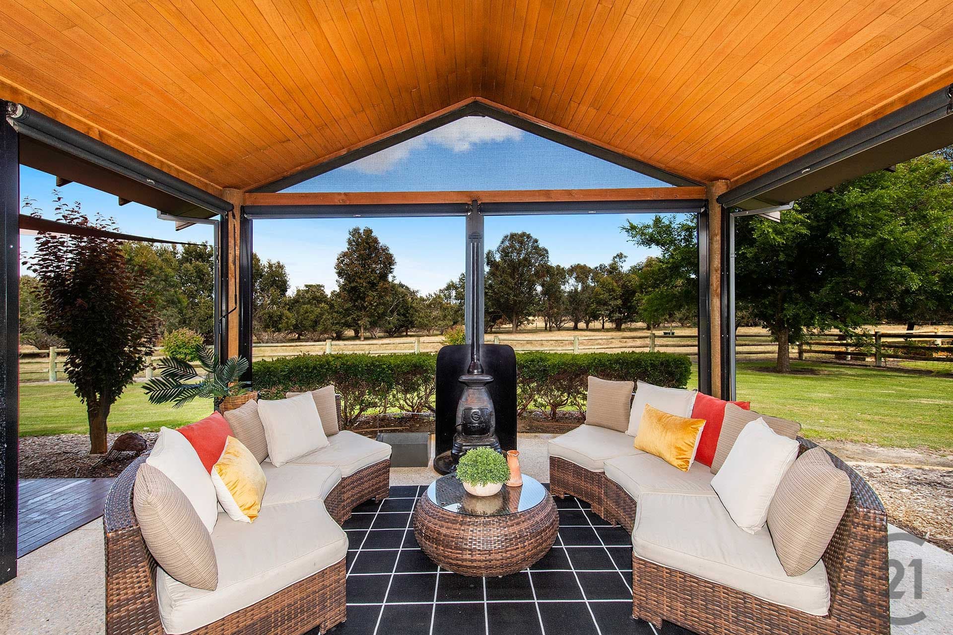 31 Paperbark Place, West Pinjarra, WA, 6208, West Pinjarra - Thumbnail 2