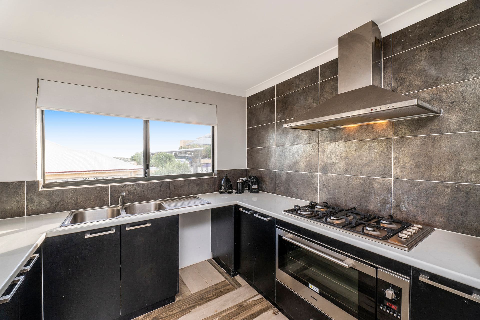 48 Voyager Close, Wannanup, WA, 6210, Wannanup - Thumbnail 5