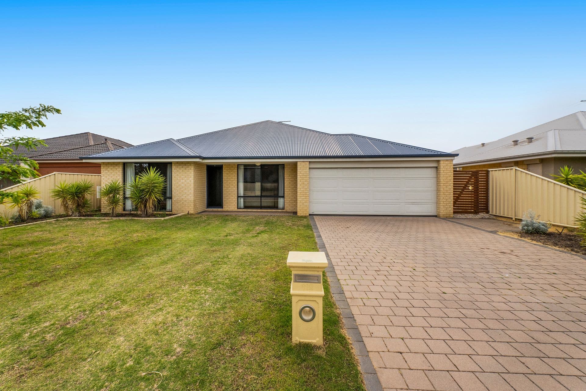 112 Yindana Boulevard, Lakelands, WA, 6180, Lakelands - Thumbnail 2