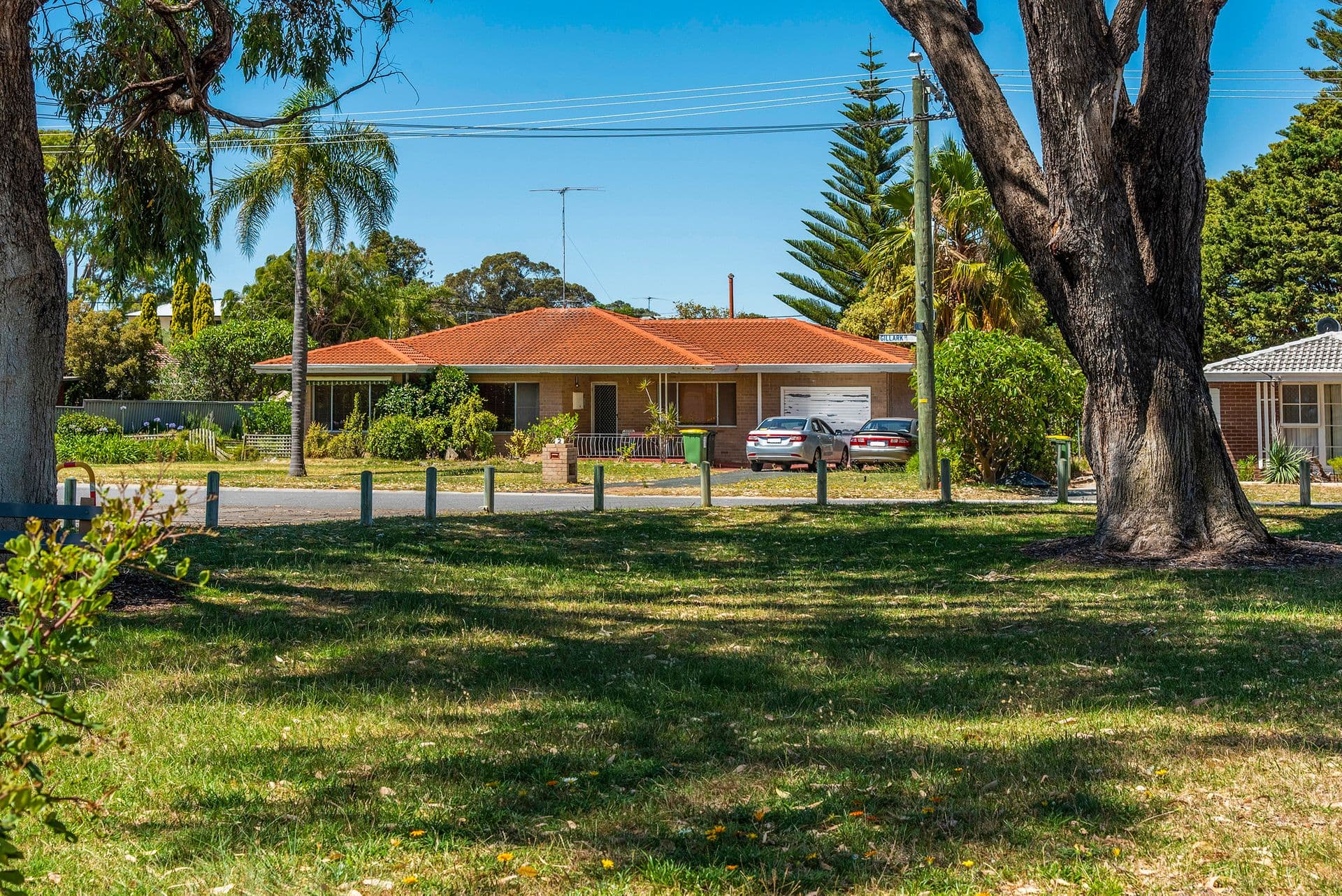 2 Gillark Street, Dudley Park, WA, 6210, Dudley Park - Thumbnail 2