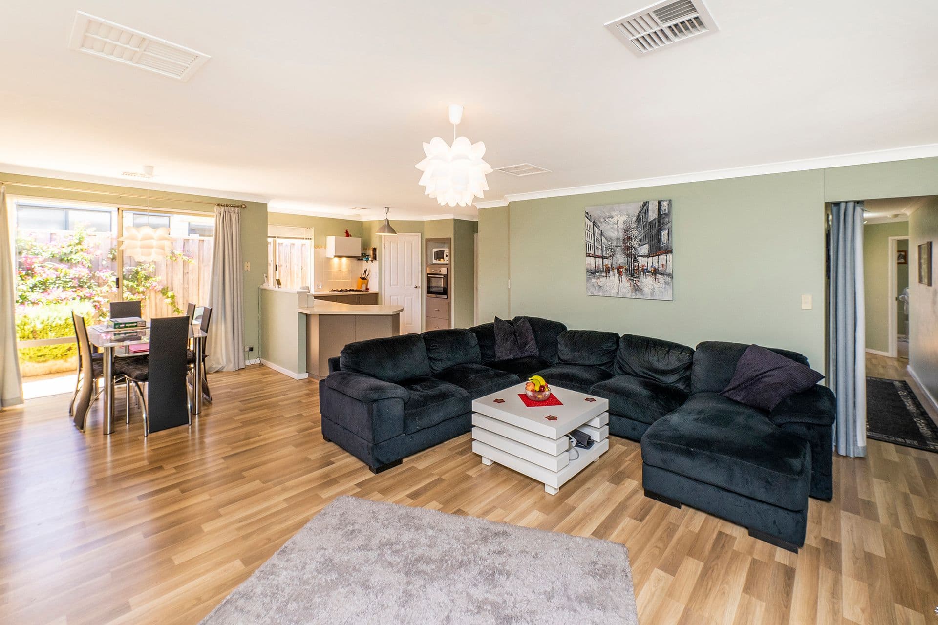 1 Marsdenia Road, Halls Head, WA, 6210, Halls Head - Thumbnail 3
