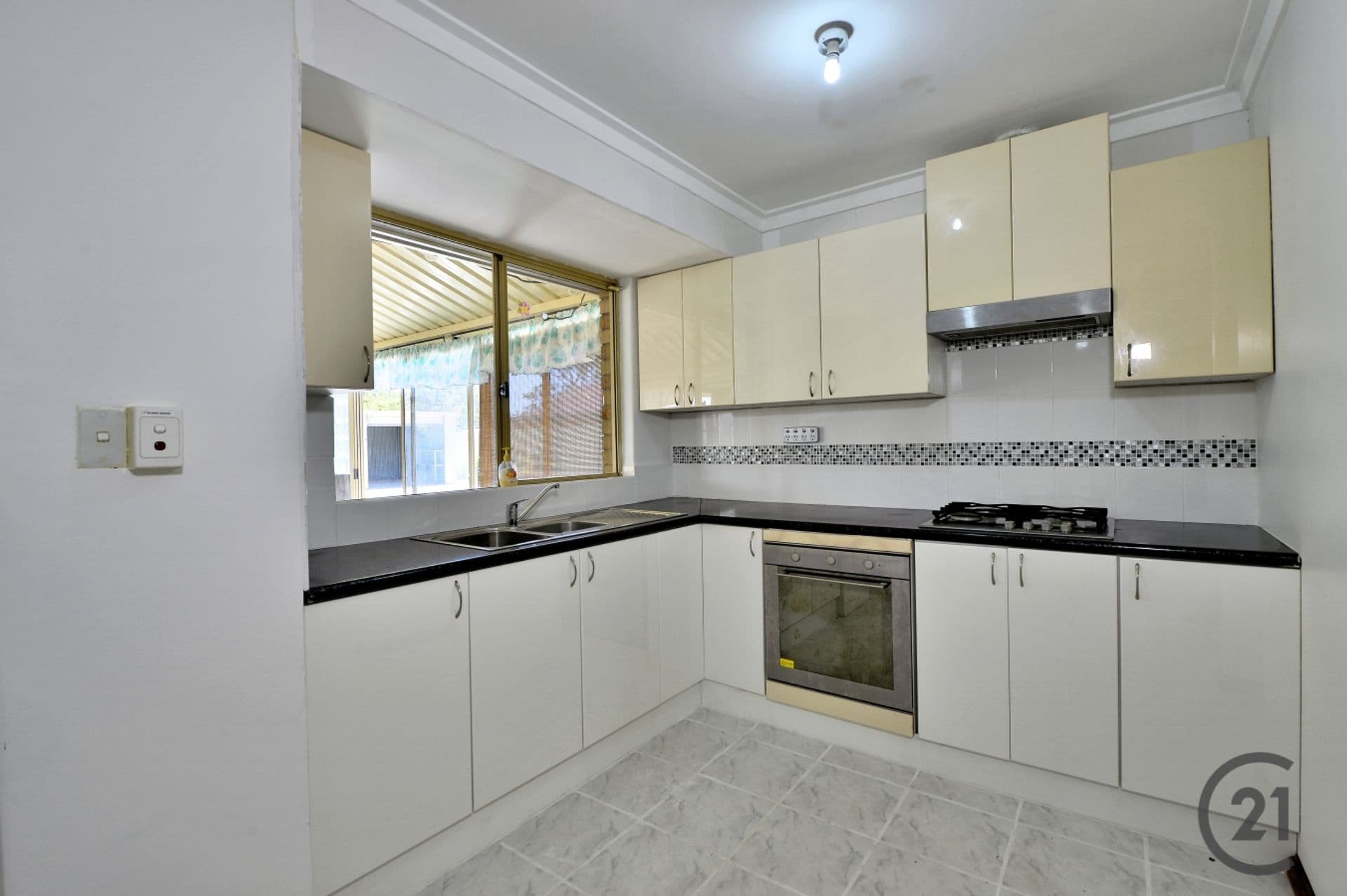 7 Liberton Place, Coodanup, WA, 6210, Coodanup - Thumbnail 5