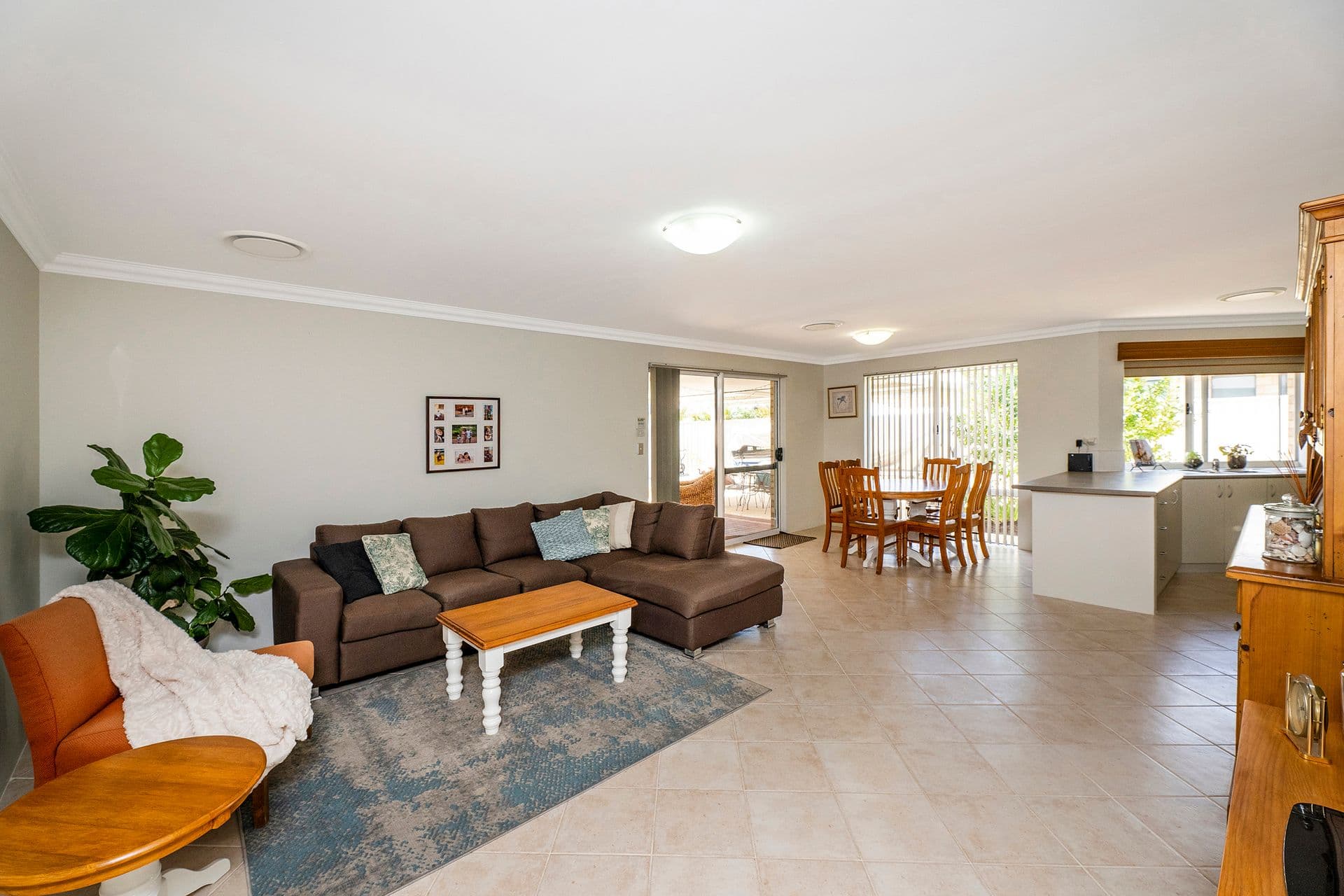 49 Newport Drive, Dudley Park, WA, 6210, Dudley Park - Thumbnail 2