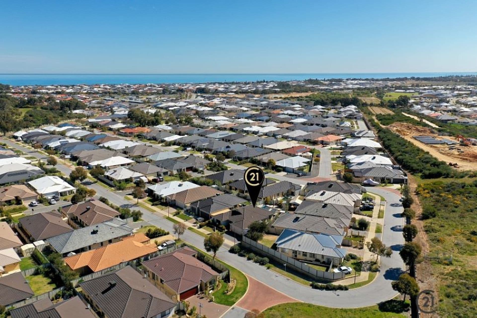 35 Newbridge Street, Meadow Springs, WA, 6210, Meadow Springs - Thumbnail 2