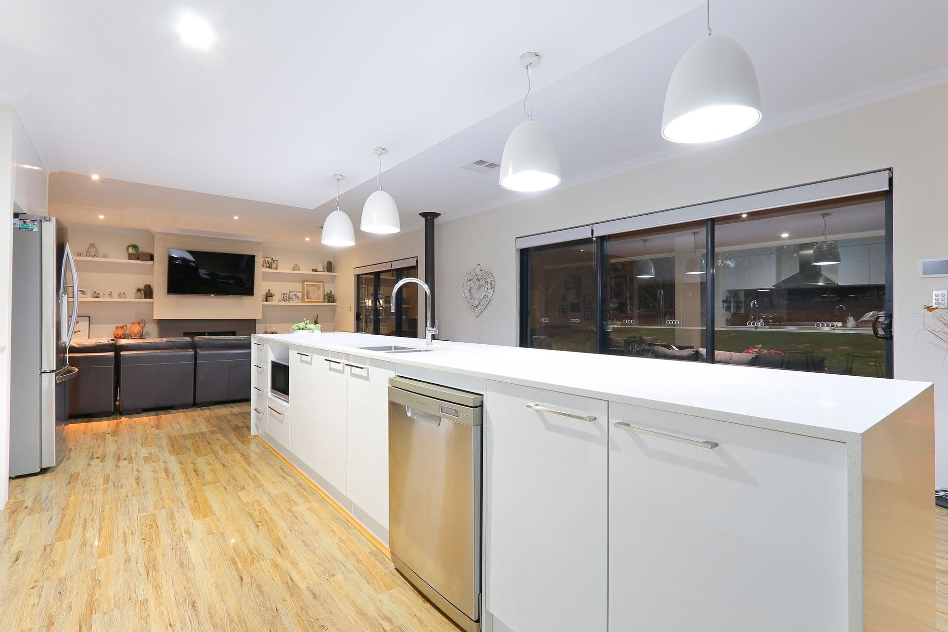 100 Tuart Grove Avenue, Lake Clifton, WA, 6215, Lake Clifton - Thumbnail 8