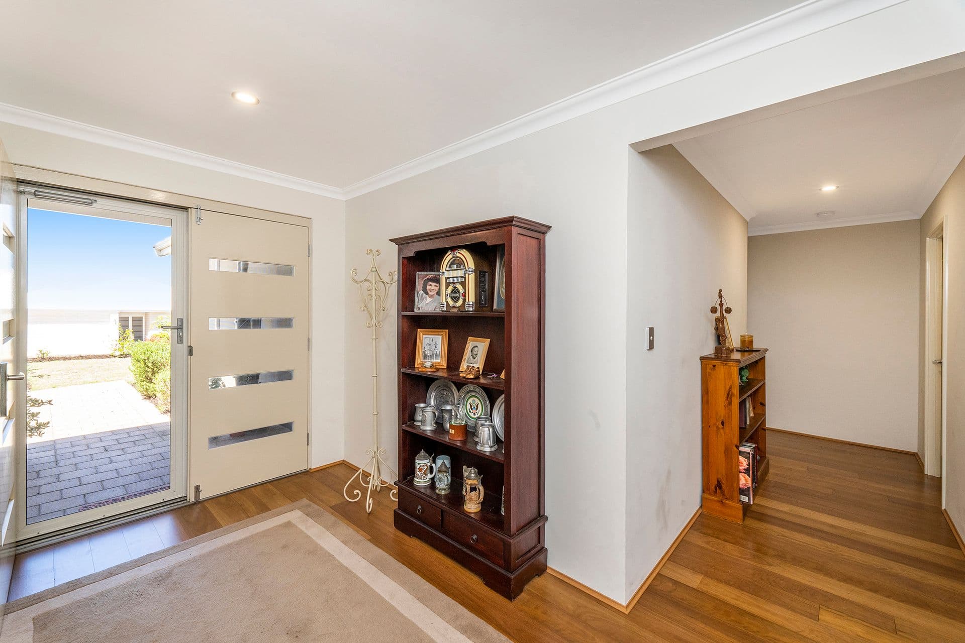11 Hawley Way, Madora Bay, WA, 6210, Madora Bay - Thumbnail 2