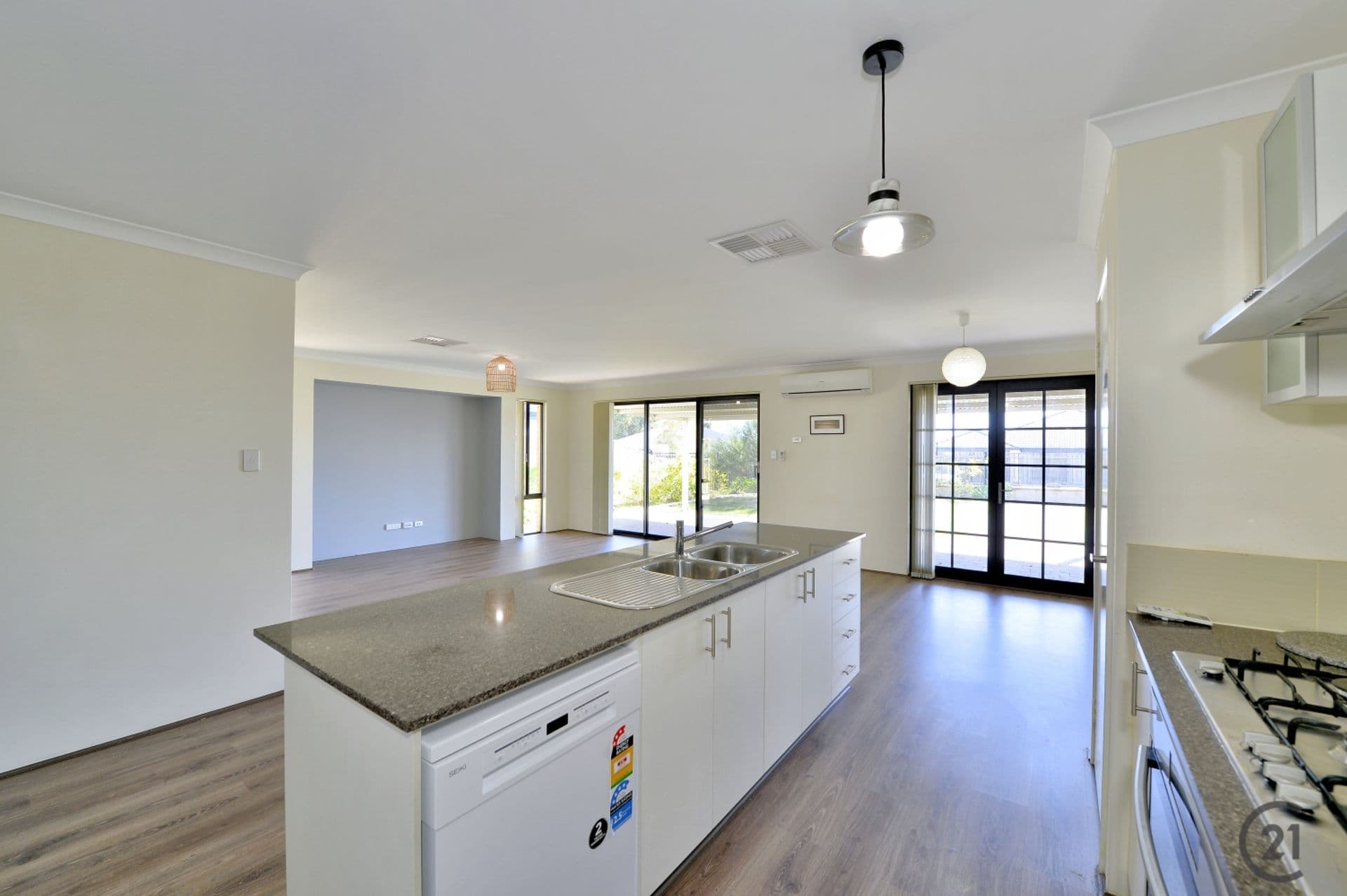 2 Toora Mews, Lakelands, WA, 6180, Lakelands - Thumbnail 6