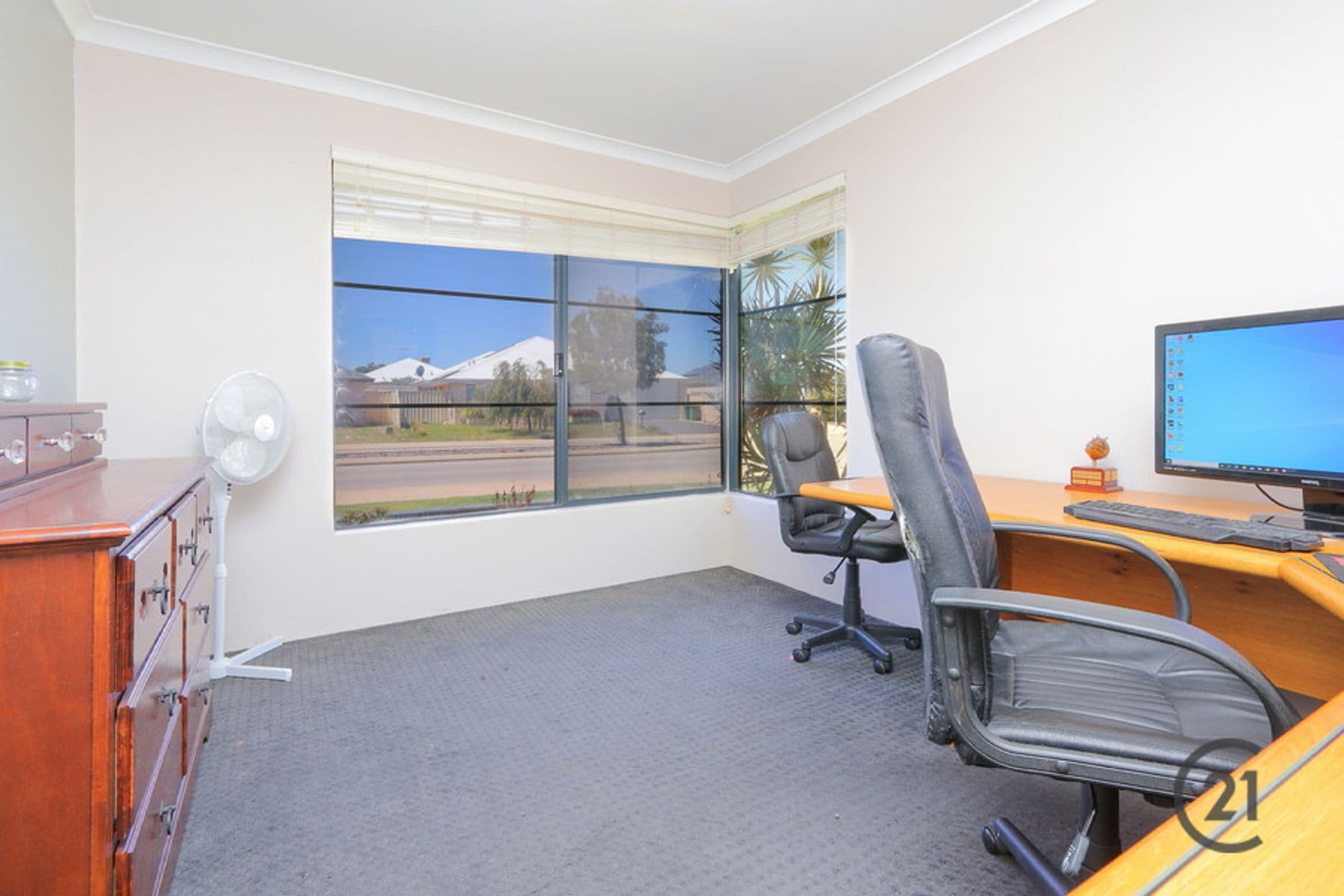 79 Badgerup Avenue, Lakelands, WA, 6180, Lakelands - Thumbnail 5