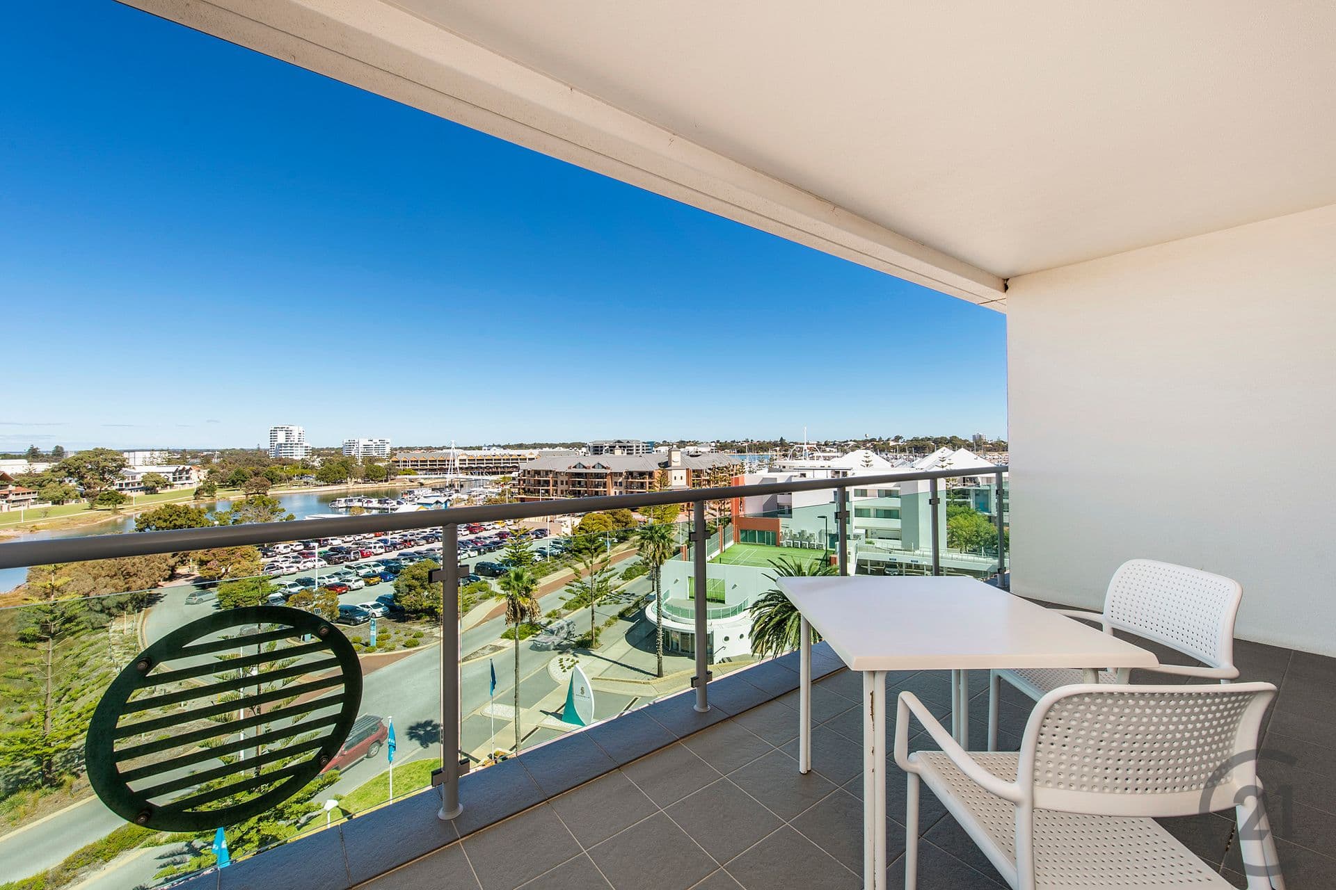 503/16 Dolphin Drive, Mandurah, WA, 6210, Mandurah - Thumbnail 3