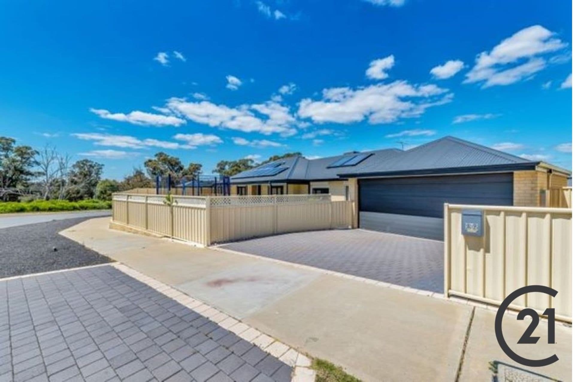 26 Garcia Loop, Lakelands, WA, 6180, Lakelands - Thumbnail 3